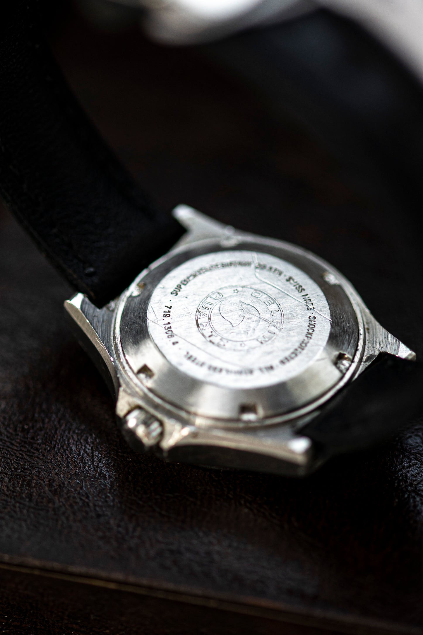 EDOX DELFIN STEEL SWISS QUARTZ WATCH