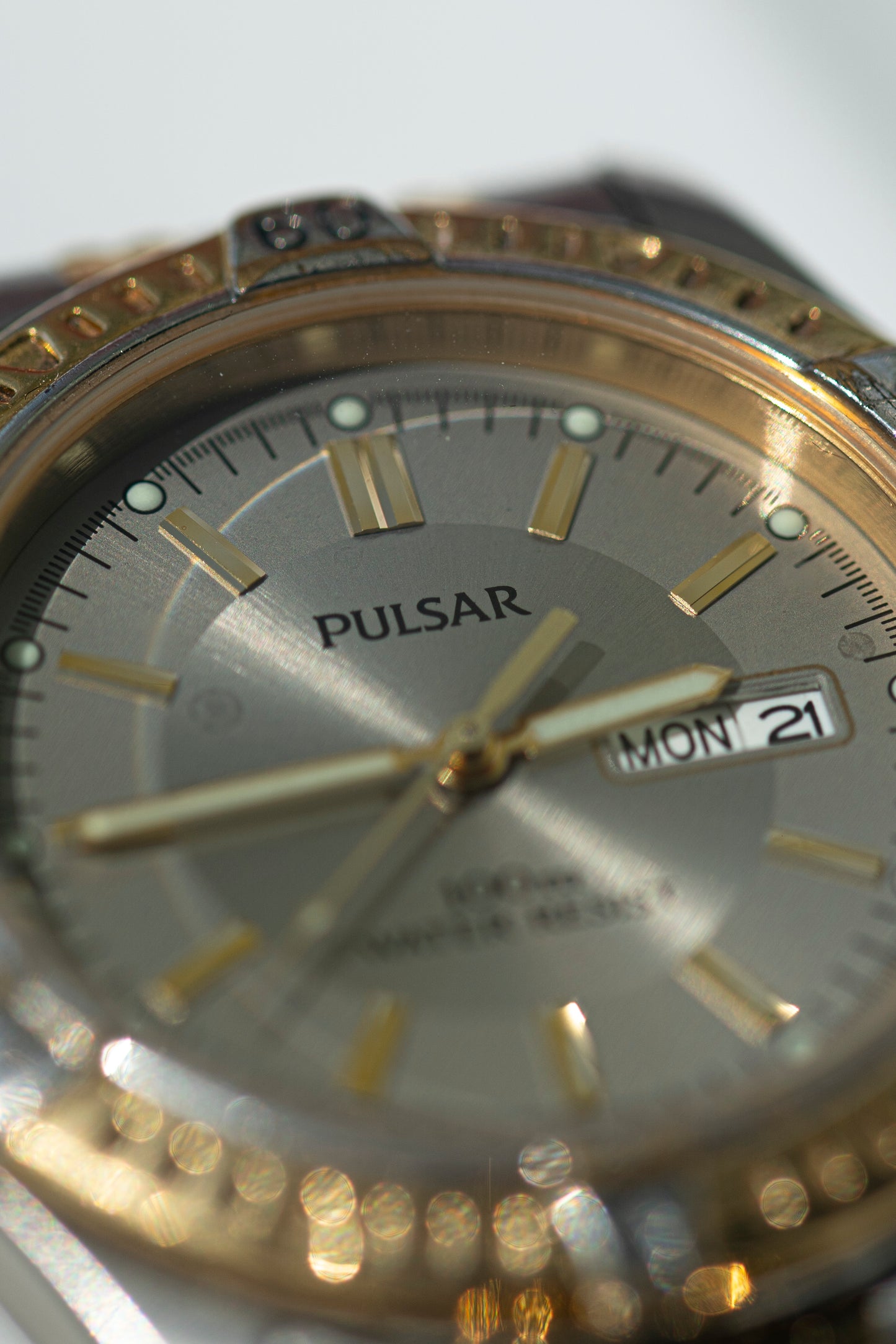 PULSAR TWO TONE STEEL QUARTZ JAPAN PRELOVED WATCH
