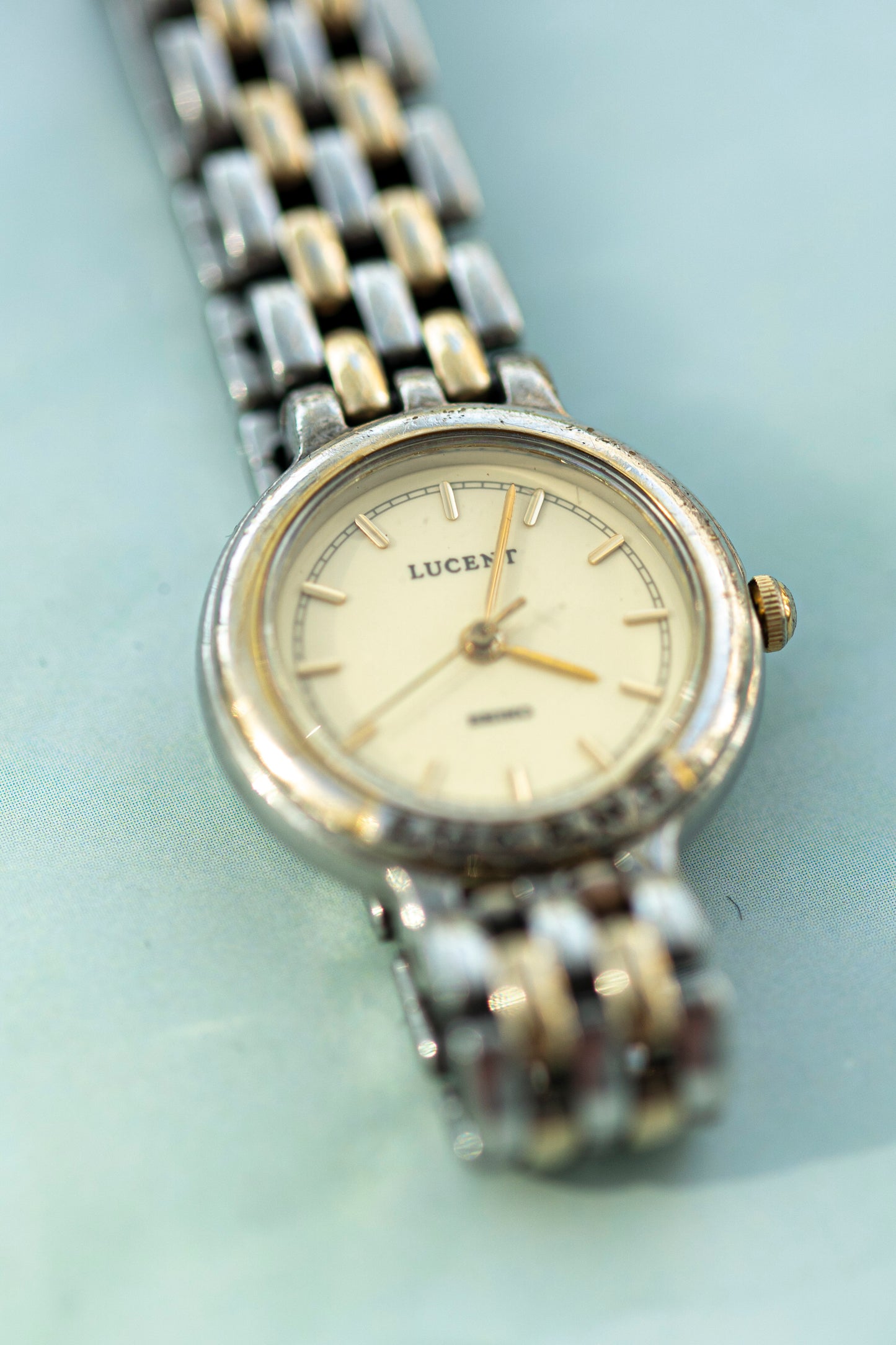 LUCENT TWO-TONE STEEL QUARTZ JAPAN PRELOVED WATCH