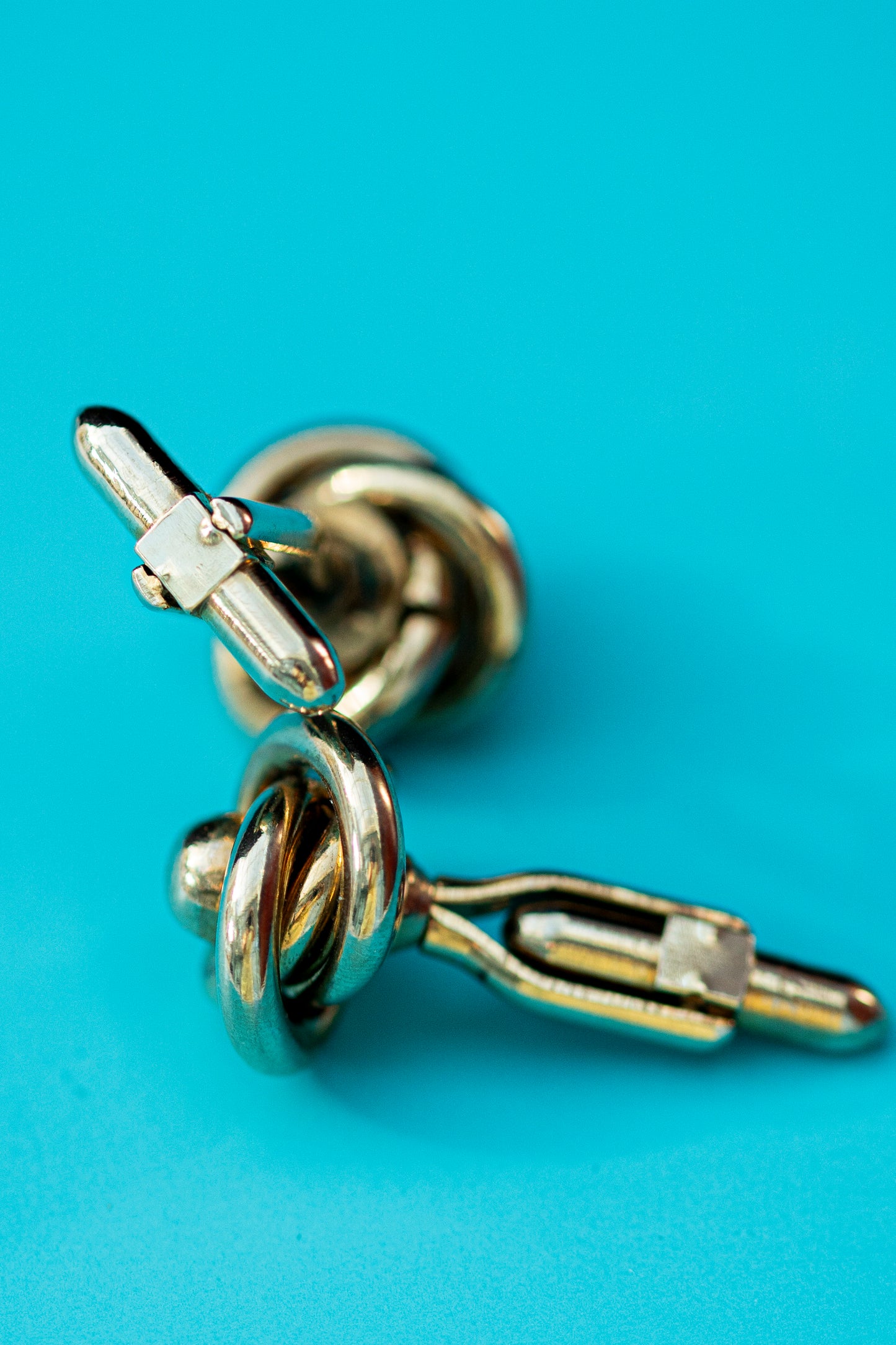 VINTAGE GOLD-TONE KNOT DESIGN CUFFLINKS FORMAL DRESS PRE-LOVED JEWELRY