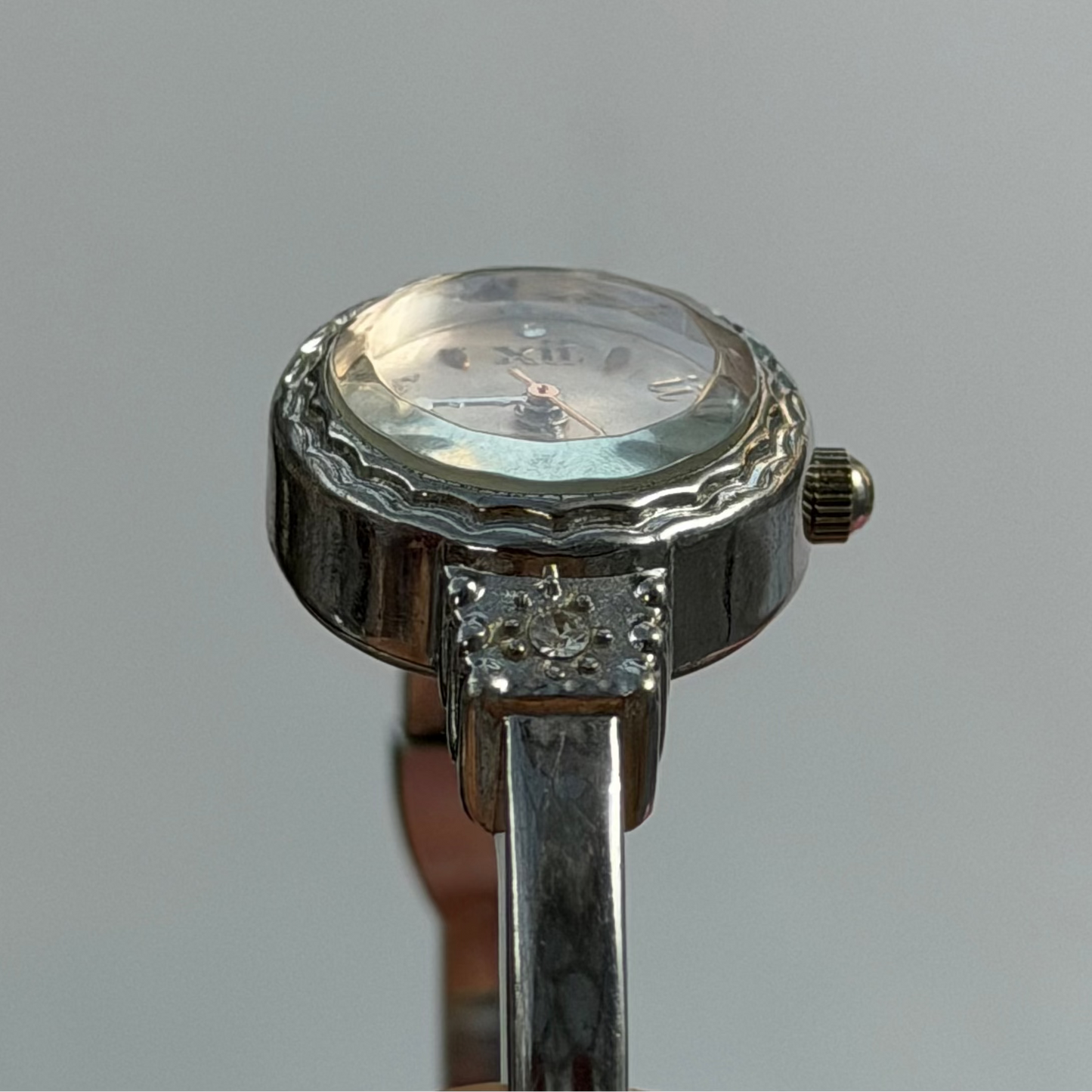 FASHION QUARTZ PRE-LOVED WATCH