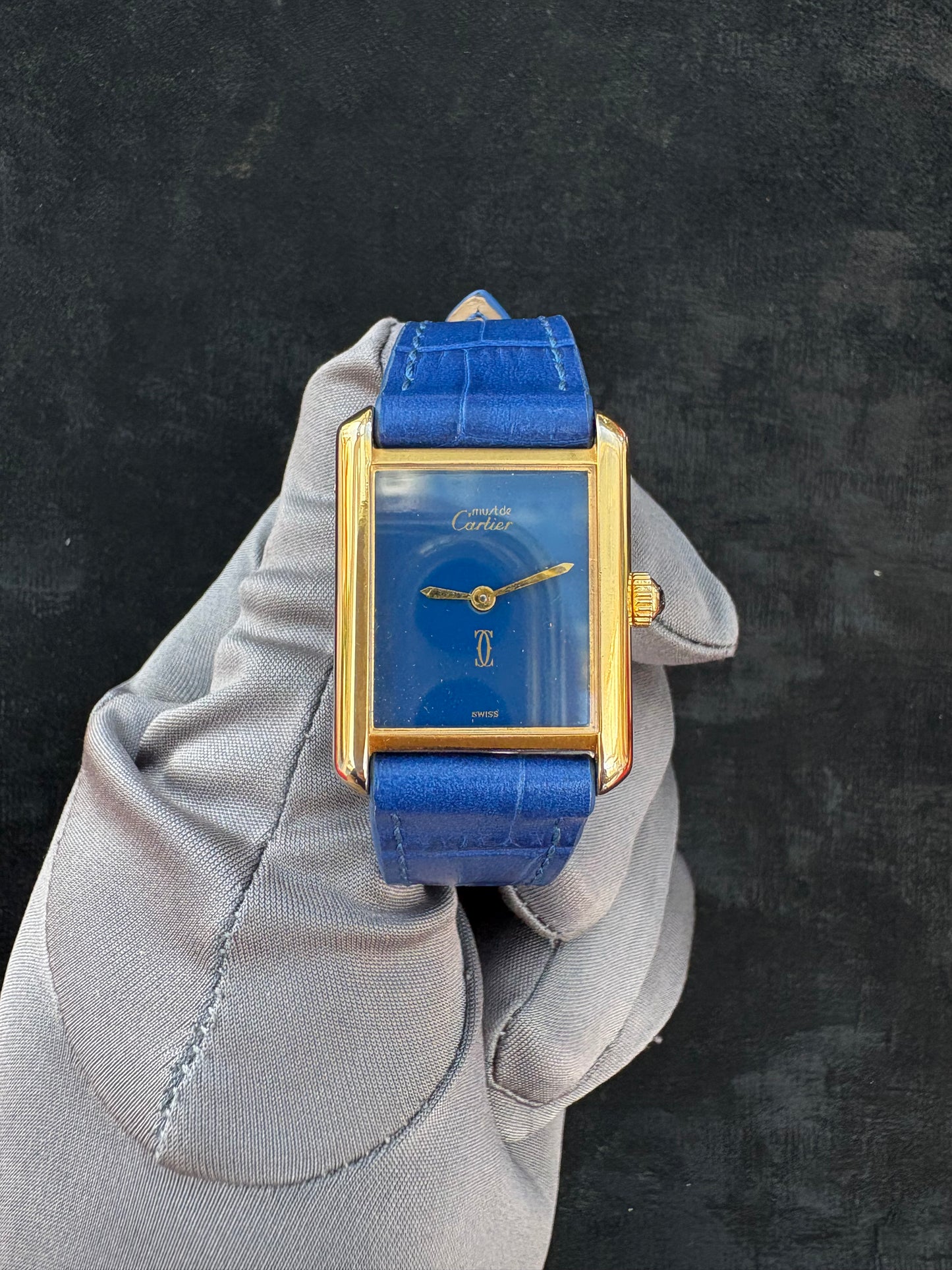 CARTIER TANK M- UNISEX LAPIS DIAL VINTAGE 1980s MANUAL WINDING SWISS PREOWNED WATCH