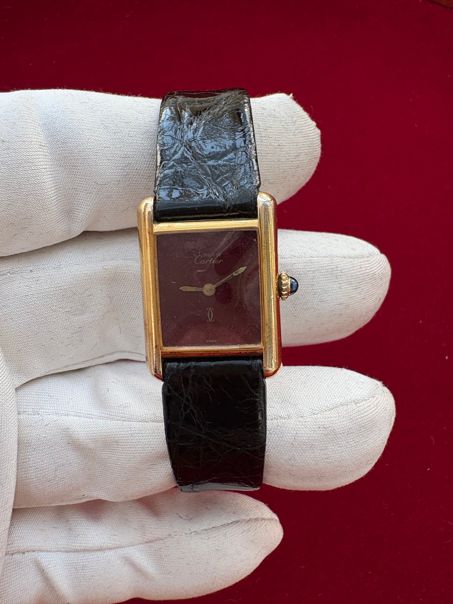 CARTIER TANK BURGUNDY SMALL VINTAGE 1980s SPIDER DIAL MANUAL WINDING GOLDPLATED SILVER CASE PREOWNED SWISS WATCH