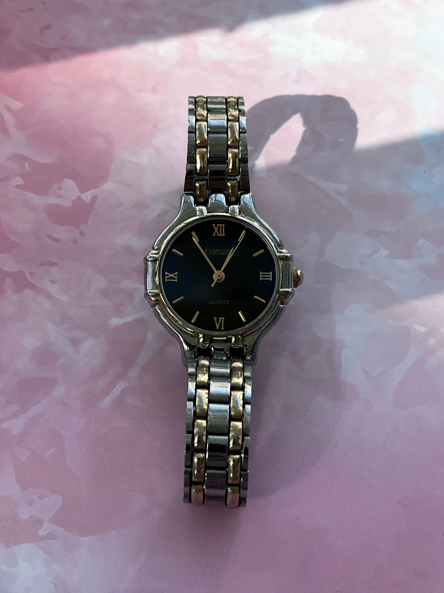 TWO-TONE STEEL QUARTZ PRELOVED WATCH