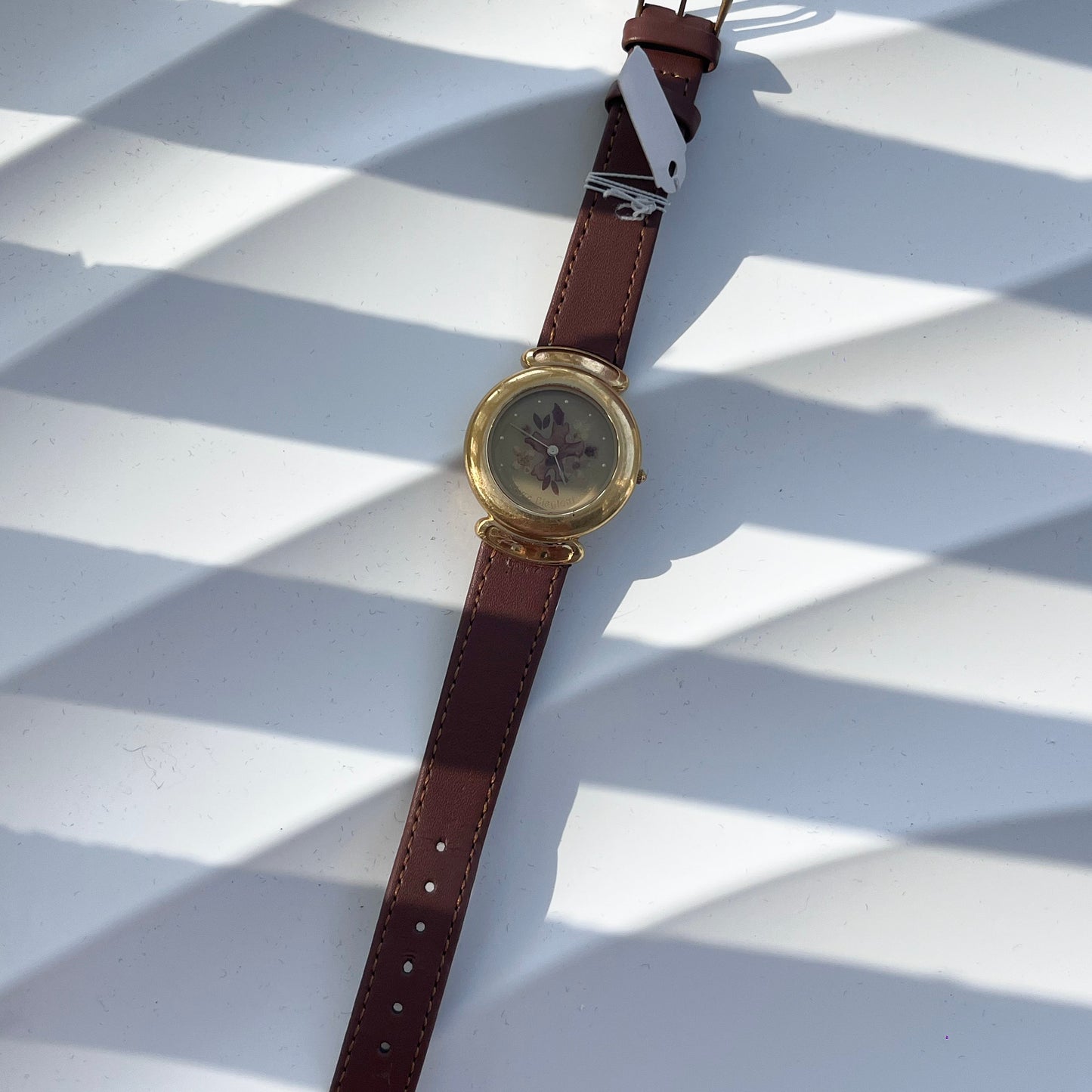 VINTAGE GOLD PLATED QUARTZ JAPAN PRELOVED WATCH