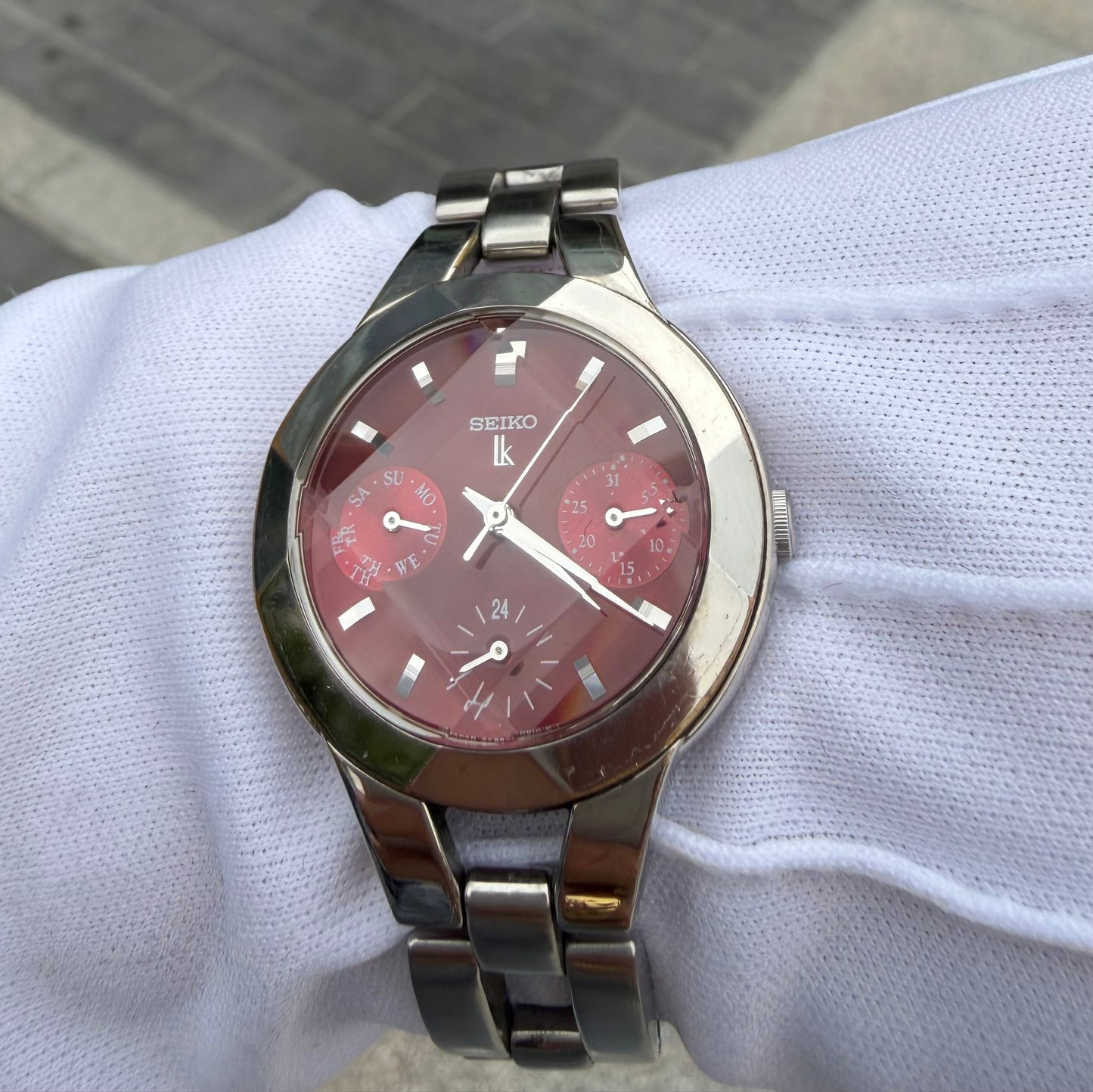 SEIKO LK LADIES DAY DATE NEOVINTAGE 2000s QUARTZ JAPAN PREOWNED WATCH IN