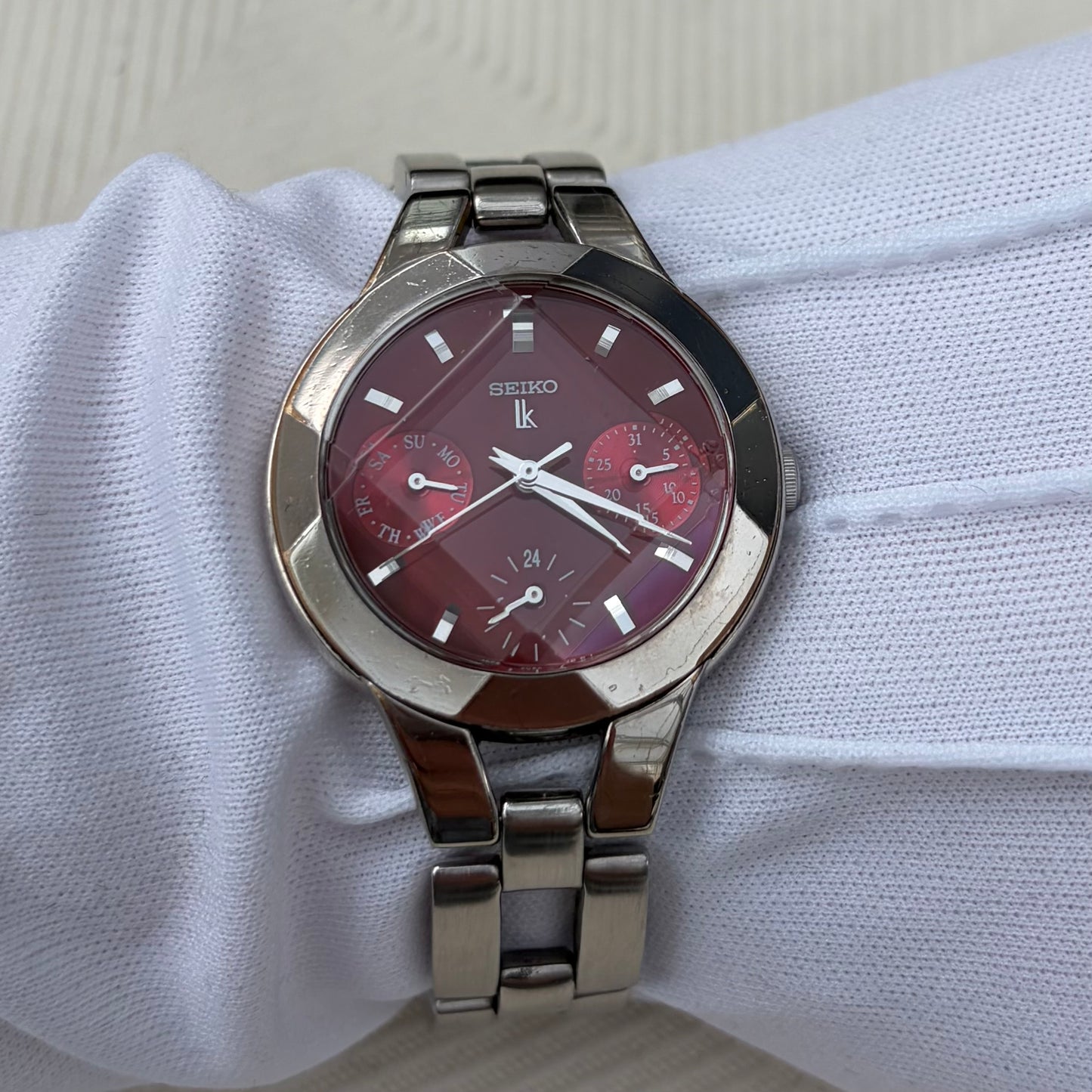 SEIKO LK LADIES DAY DATE NEOVINTAGE 2000s QUARTZ JAPAN PREOWNED WATCH IN