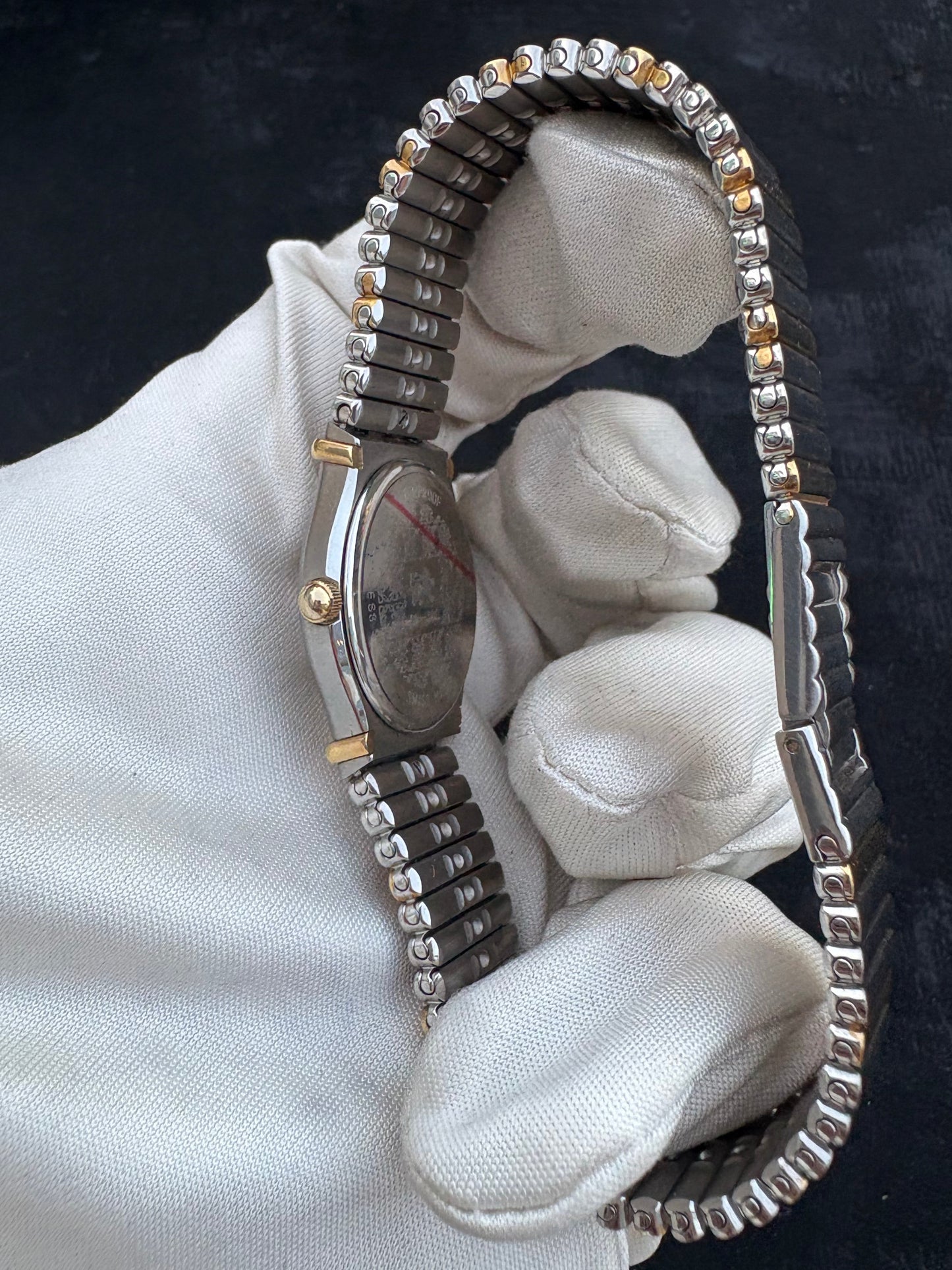 LEONARD SWISS QUARTZ NEVER USED VINTAGE PRE-OWNED WATCH
