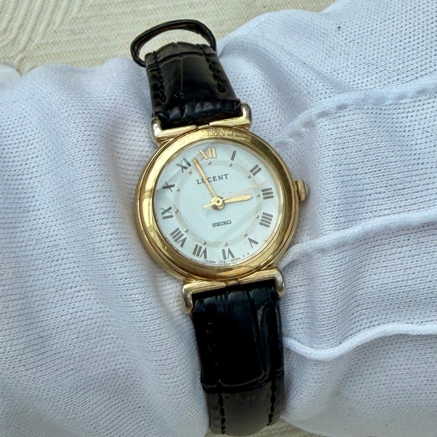 SEIKO LUCENT LADIES NEOVINTAGE 1990s QUARTZ JAPAN PREOWNED WATCH