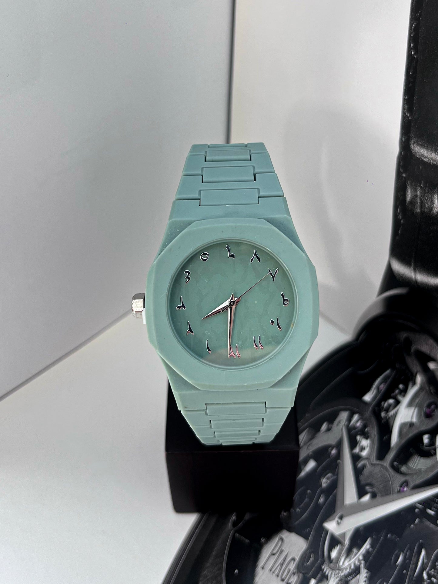 ARABIC DIAL MINT GREEN QUARTZ WATCH
