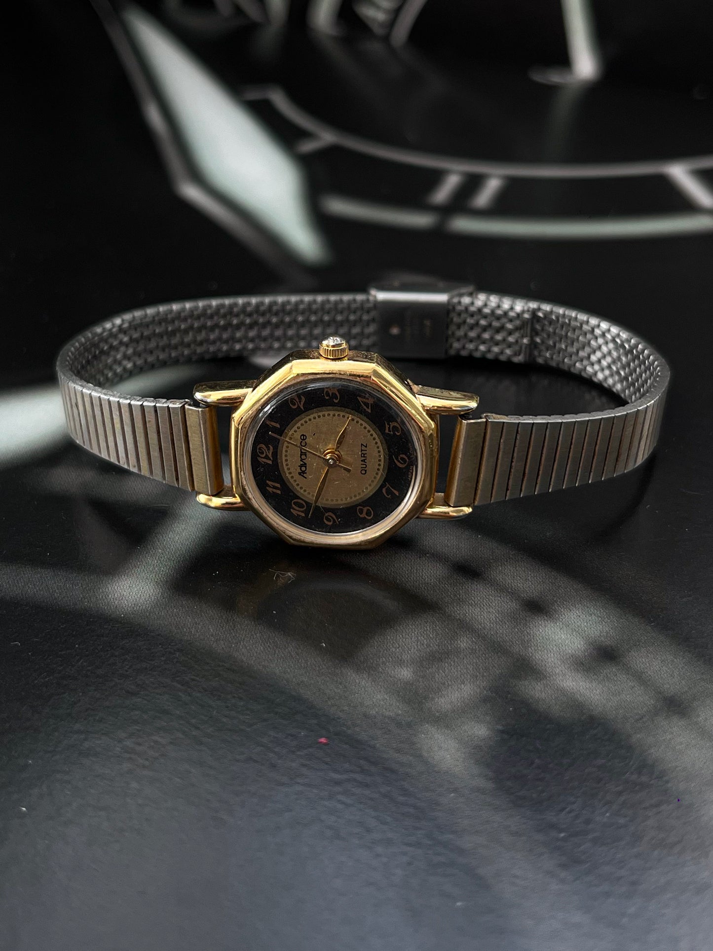 ADVANCE GOLD PLATED JAPAN QUARTZ PRELOVED WATCH