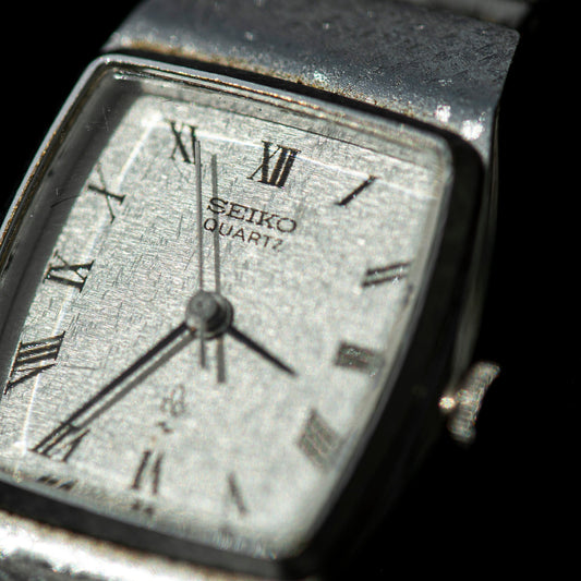 SEIKO STEEL JAPAN QUARTZ PRELOVED WATCH