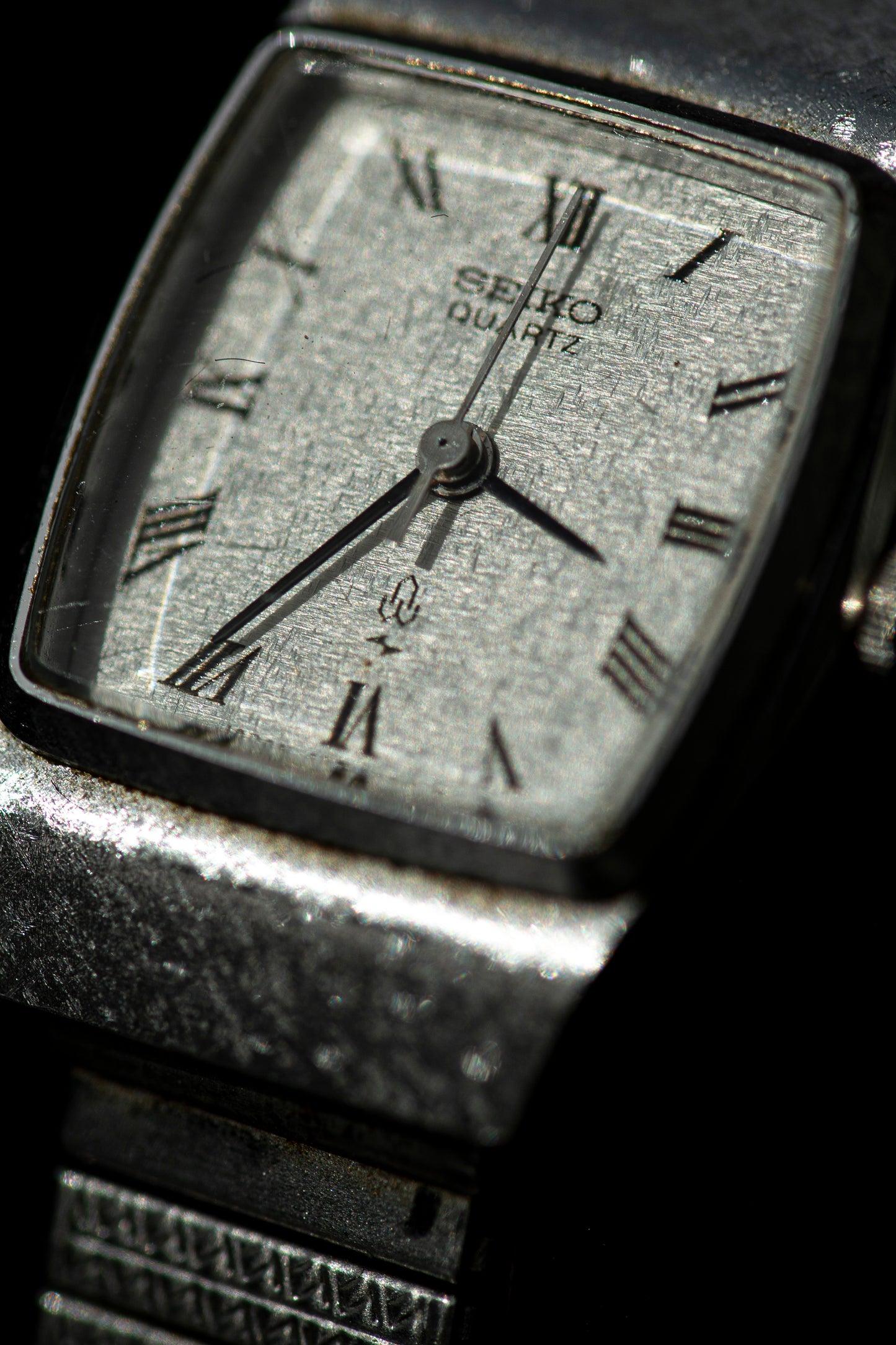 SEIKO STEEL JAPAN QUARTZ PRELOVED WATCH
