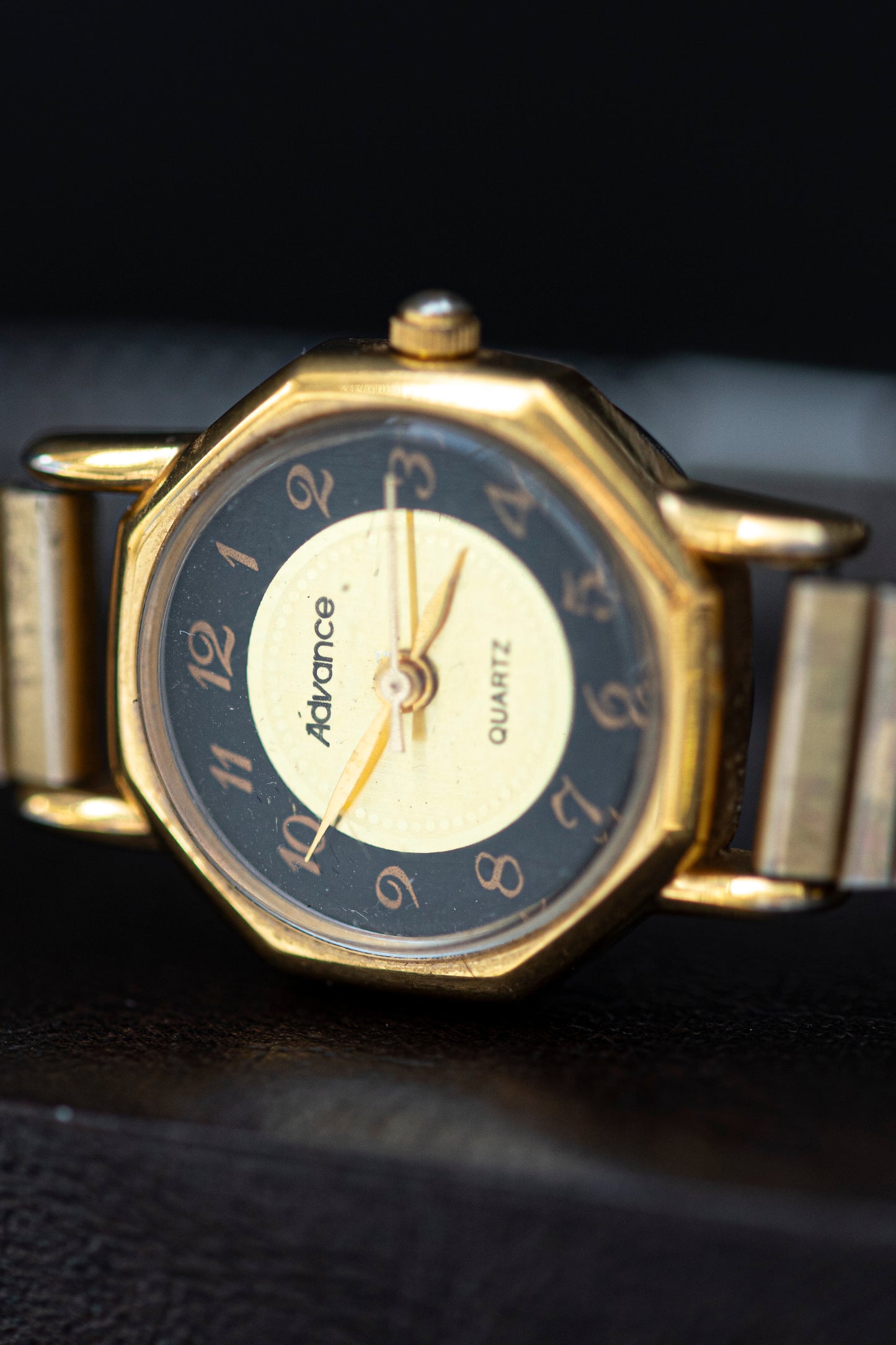 ADVANCE GOLD PLATED JAPAN QUARTZ PRELOVED WATCH