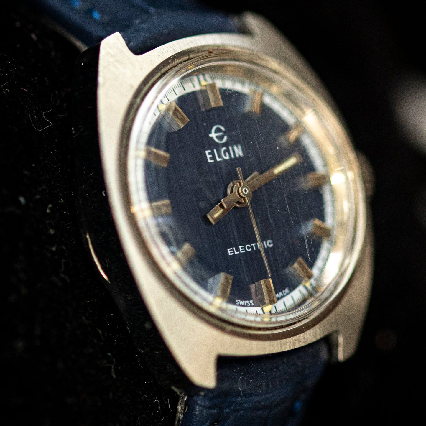 ELGIN ELECTRIC STEEL SWISS WATCH
