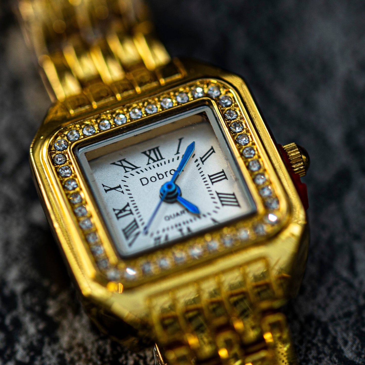 DOBROA GOLD PLATED QUARTZ JAPAN PRELOVED WATCH