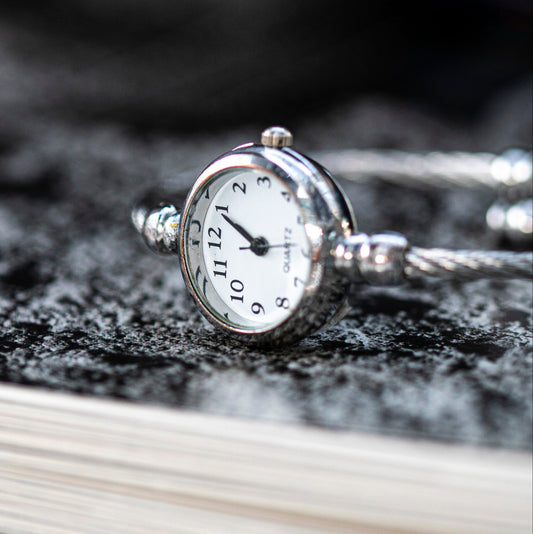FASHION BRACELET WATCH QUARTZ LADIES CHINESE
