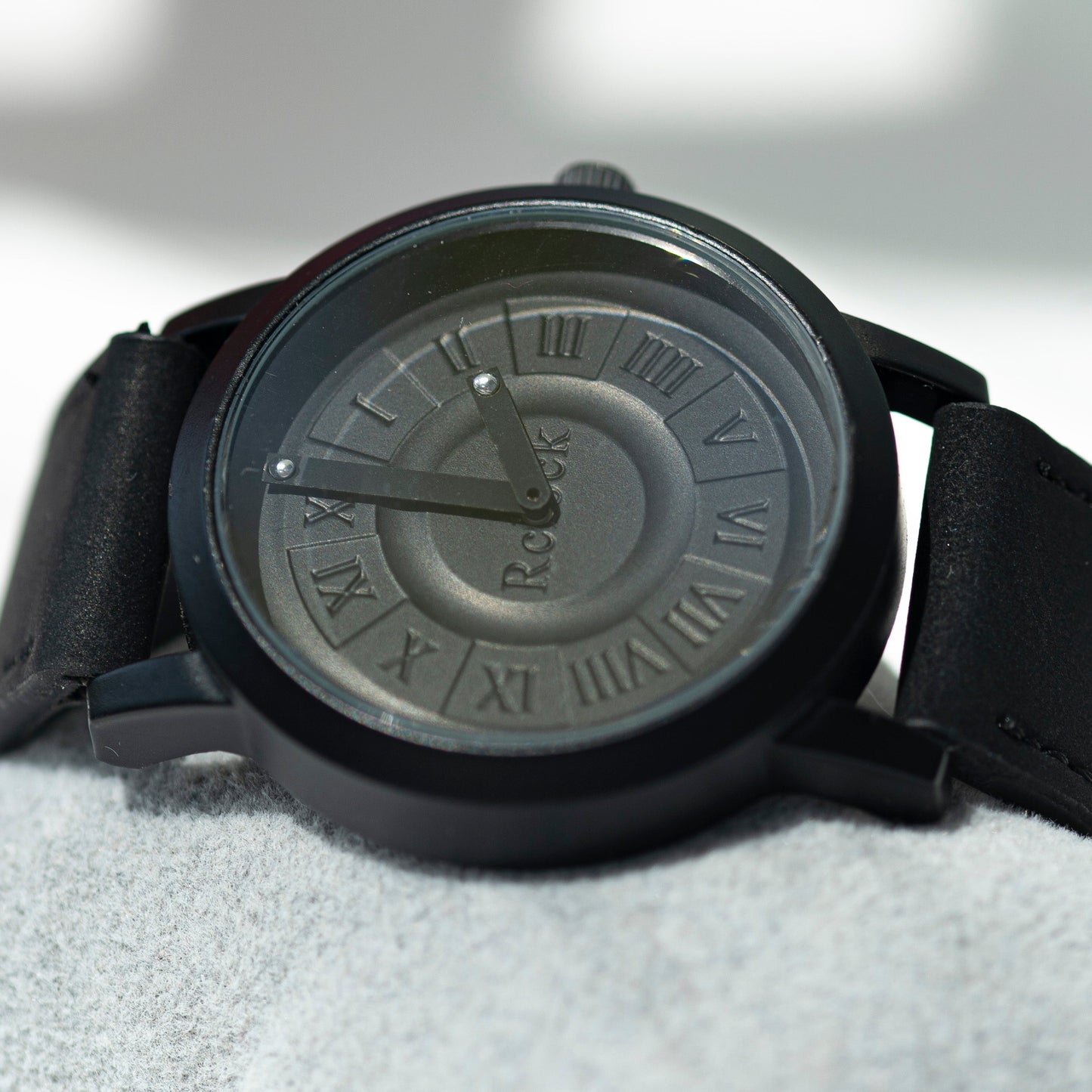 ROCK BLACK STEEL QUARTZ PRELOVED WATCH
