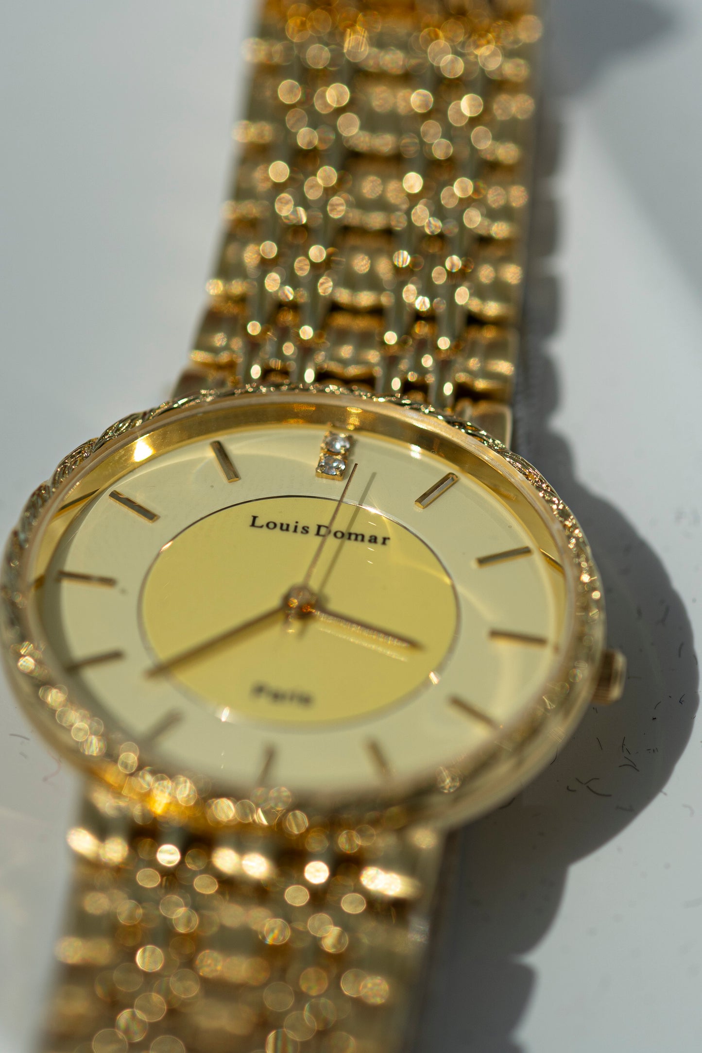 LOUIS DOMAR GOLD PLATED QUARTZ PRELOVED WATCH