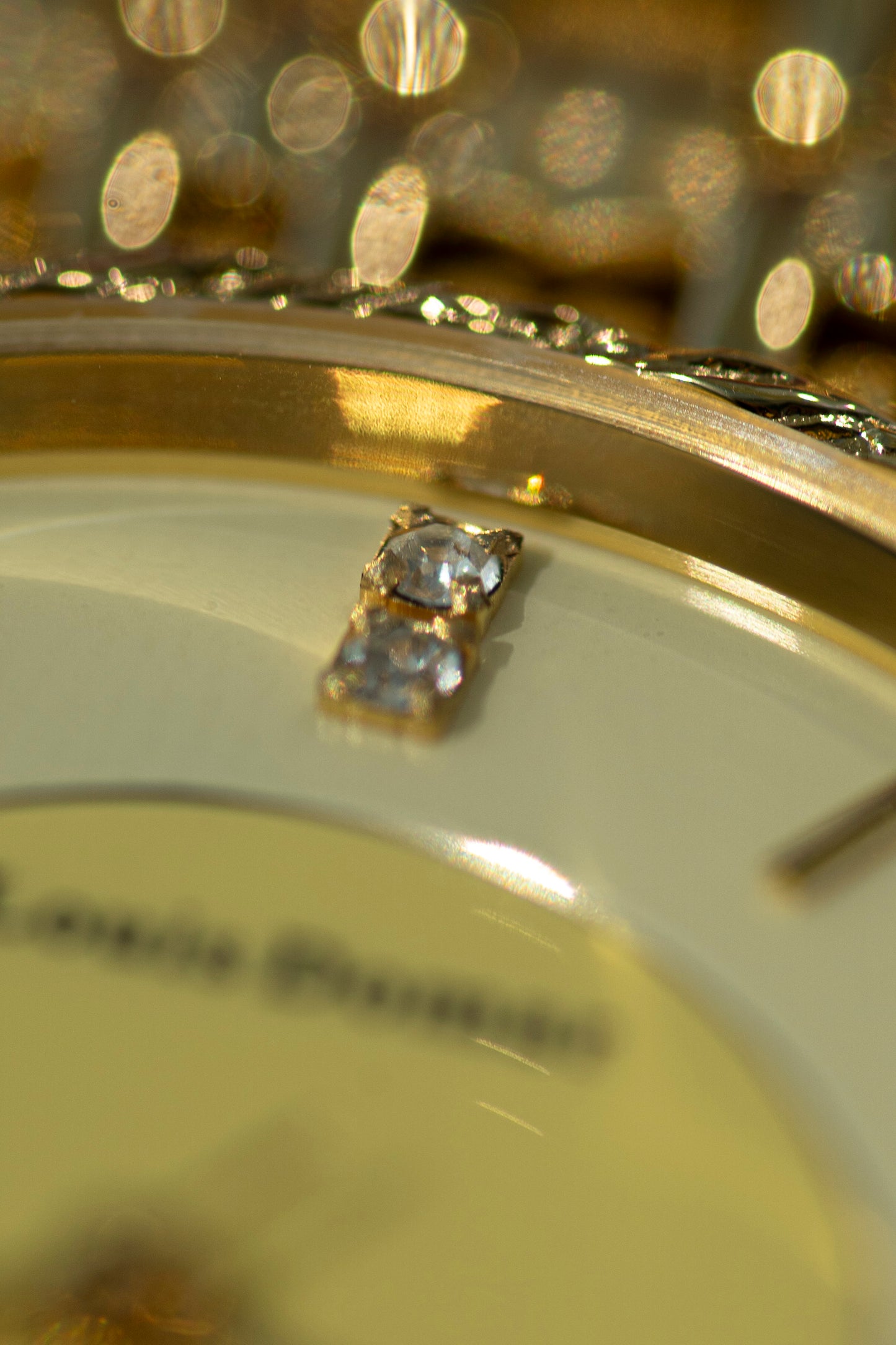 LOUIS DOMAR GOLD PLATED QUARTZ PRELOVED WATCH
