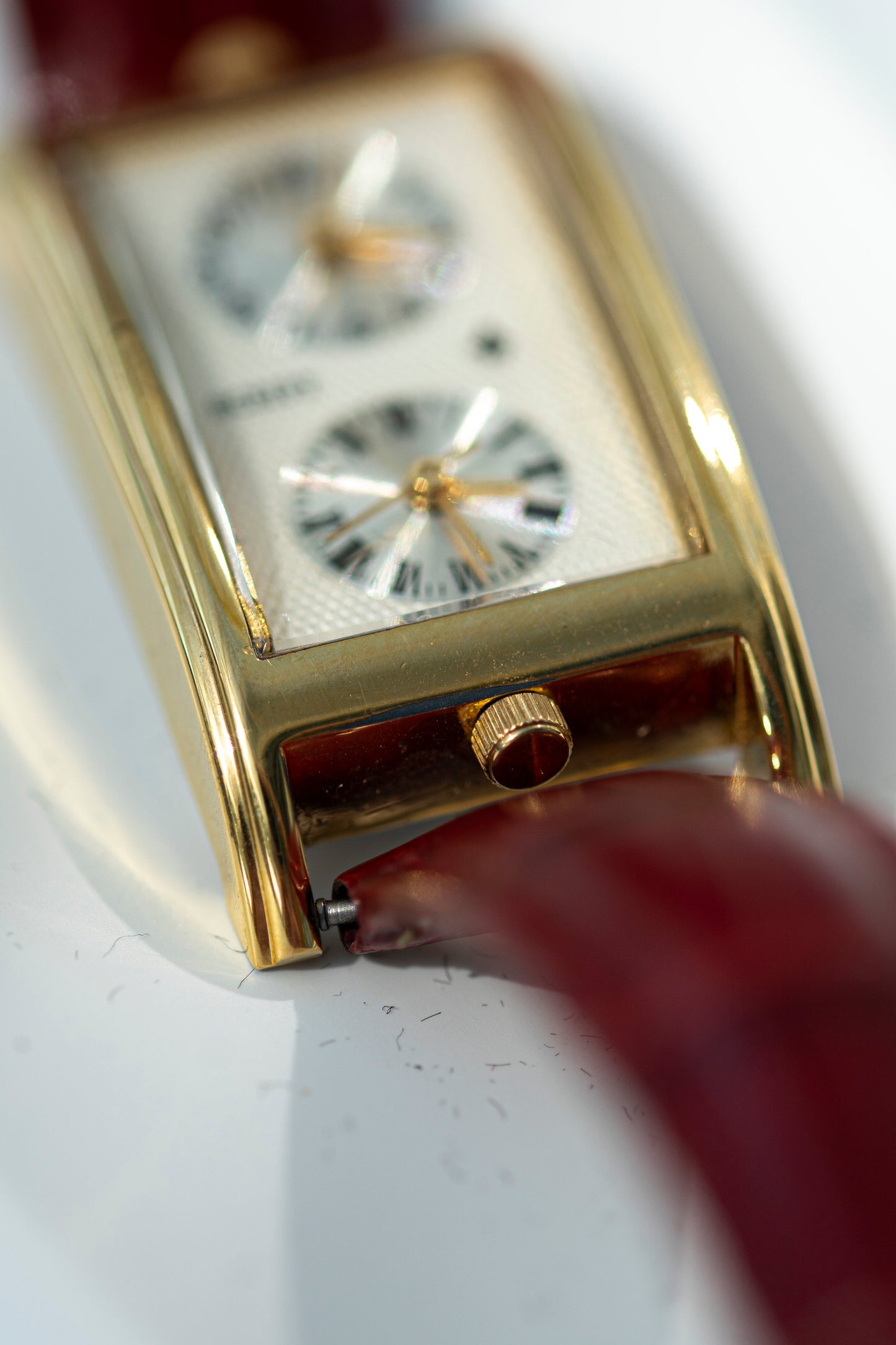 J-AXIS GOLD PLATED JAPAN QUARTZ PRELOVED WATCH