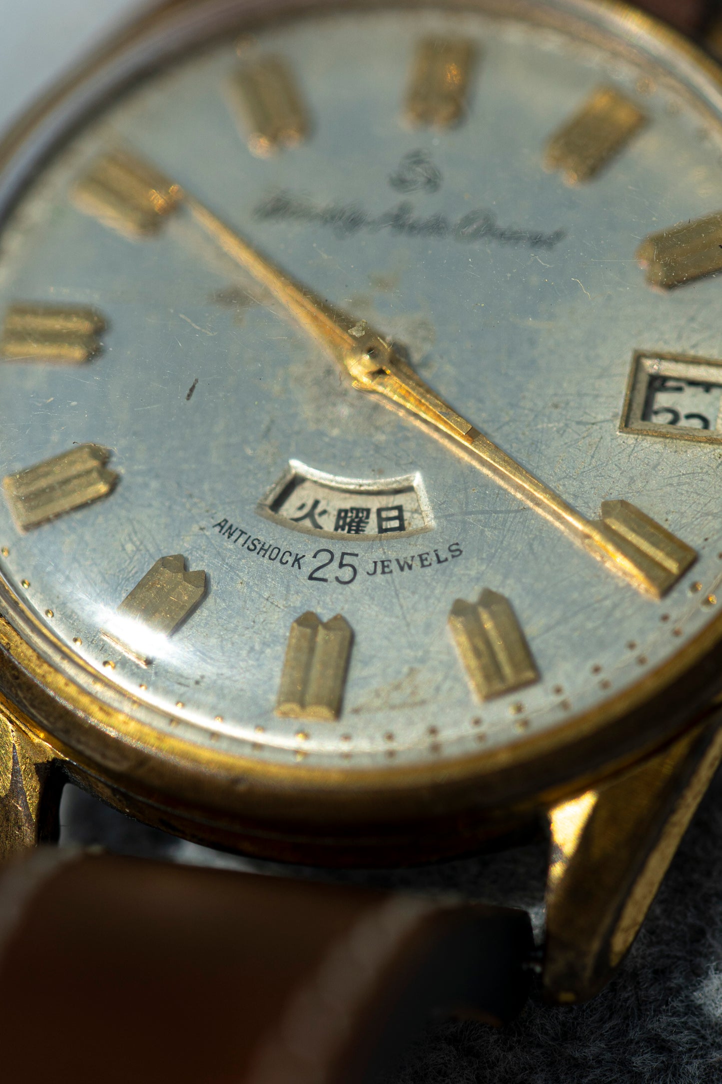 WEEKLY AUTO ORIENT GOLD PLATED JAPAN AUTOMATIC PRELOVED WATCH