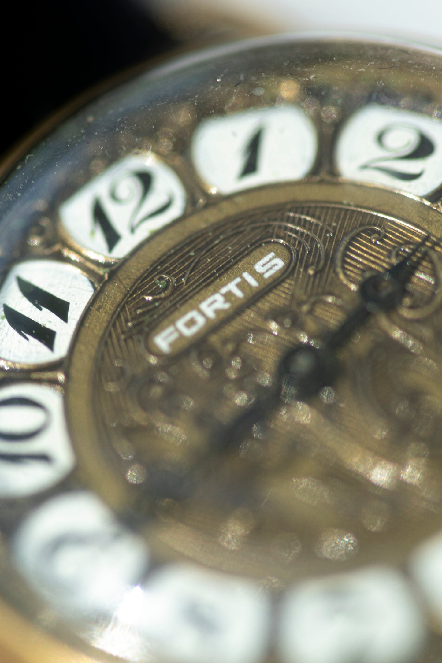 FORTIS GOLD PLATED SWISS QUARTZ PRELOVED WATCH