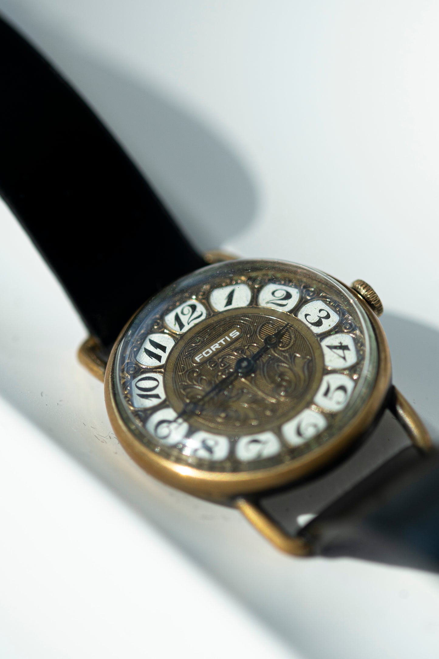 FORTIS GOLD PLATED SWISS QUARTZ PRELOVED WATCH