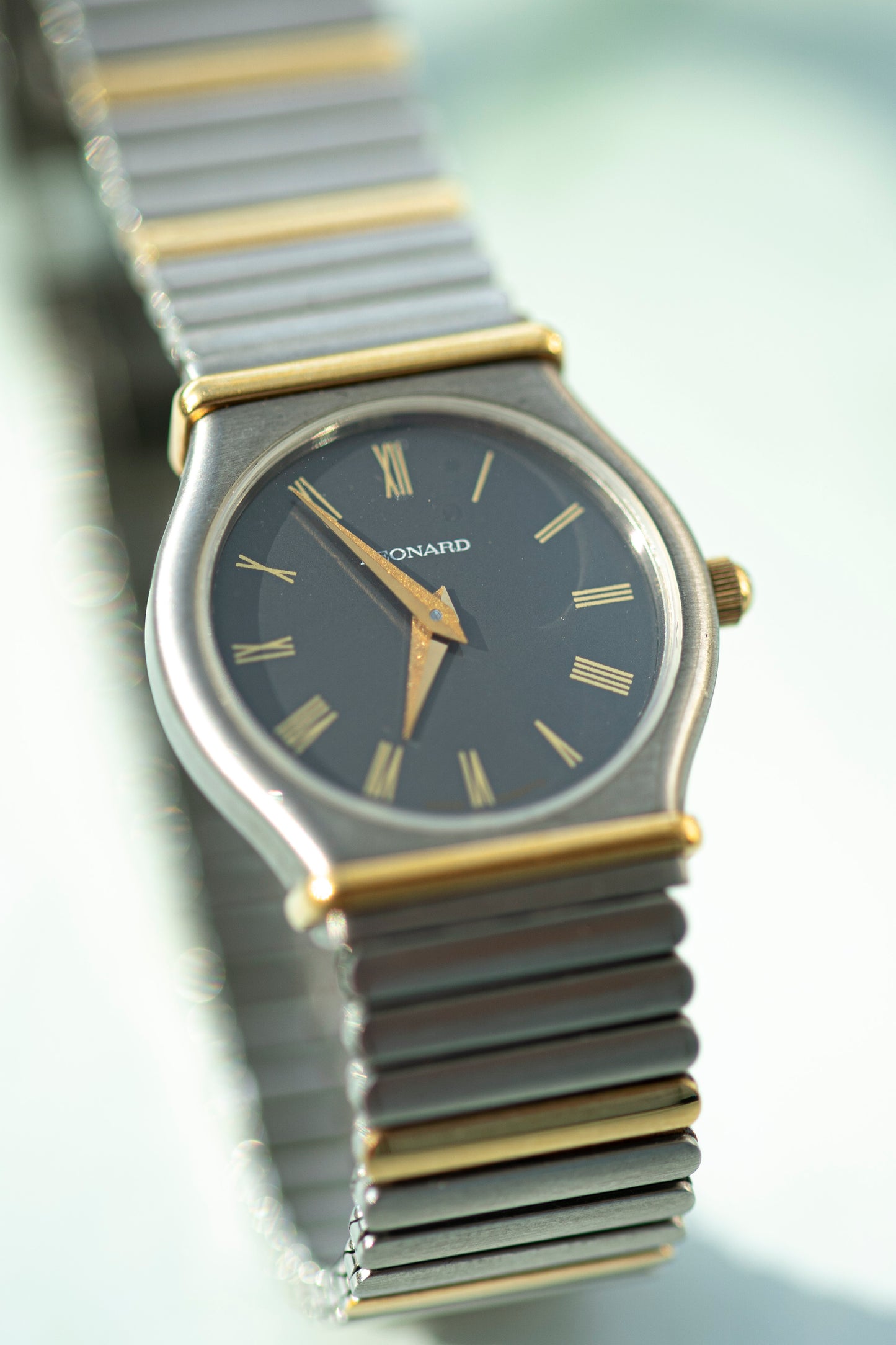 LEONARD TWO-TONE STEEL QUARTZ PRELOVED WATCH