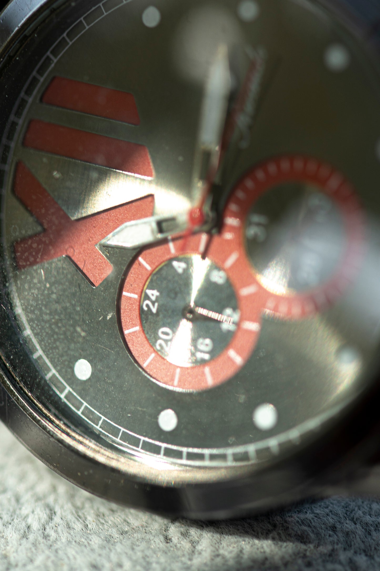 CHICANDO BLACK STEEL QUARTZ PRELOVED WATCH