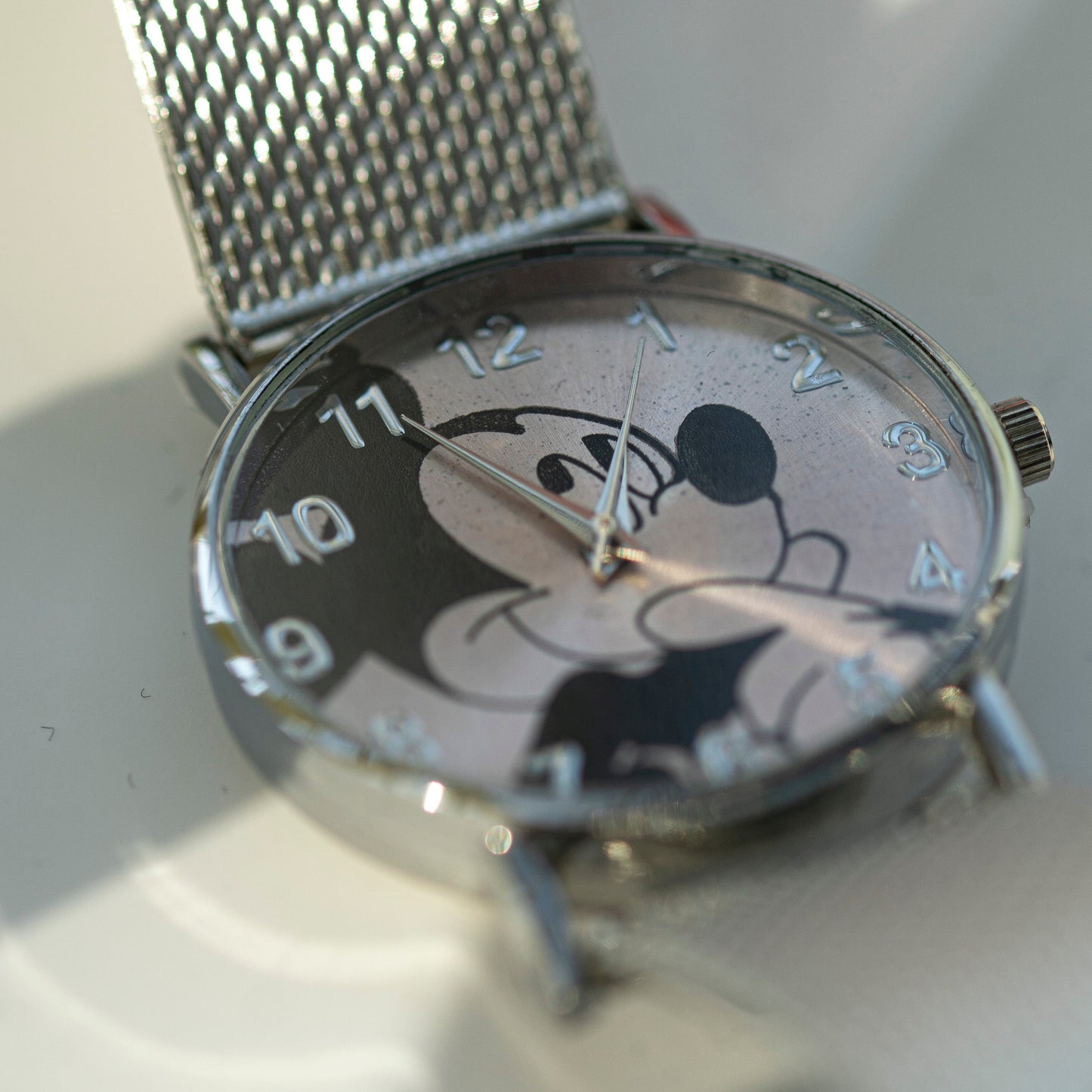 MICKEY MOUSE STEEL QUARTZ PRELOVED WATCH