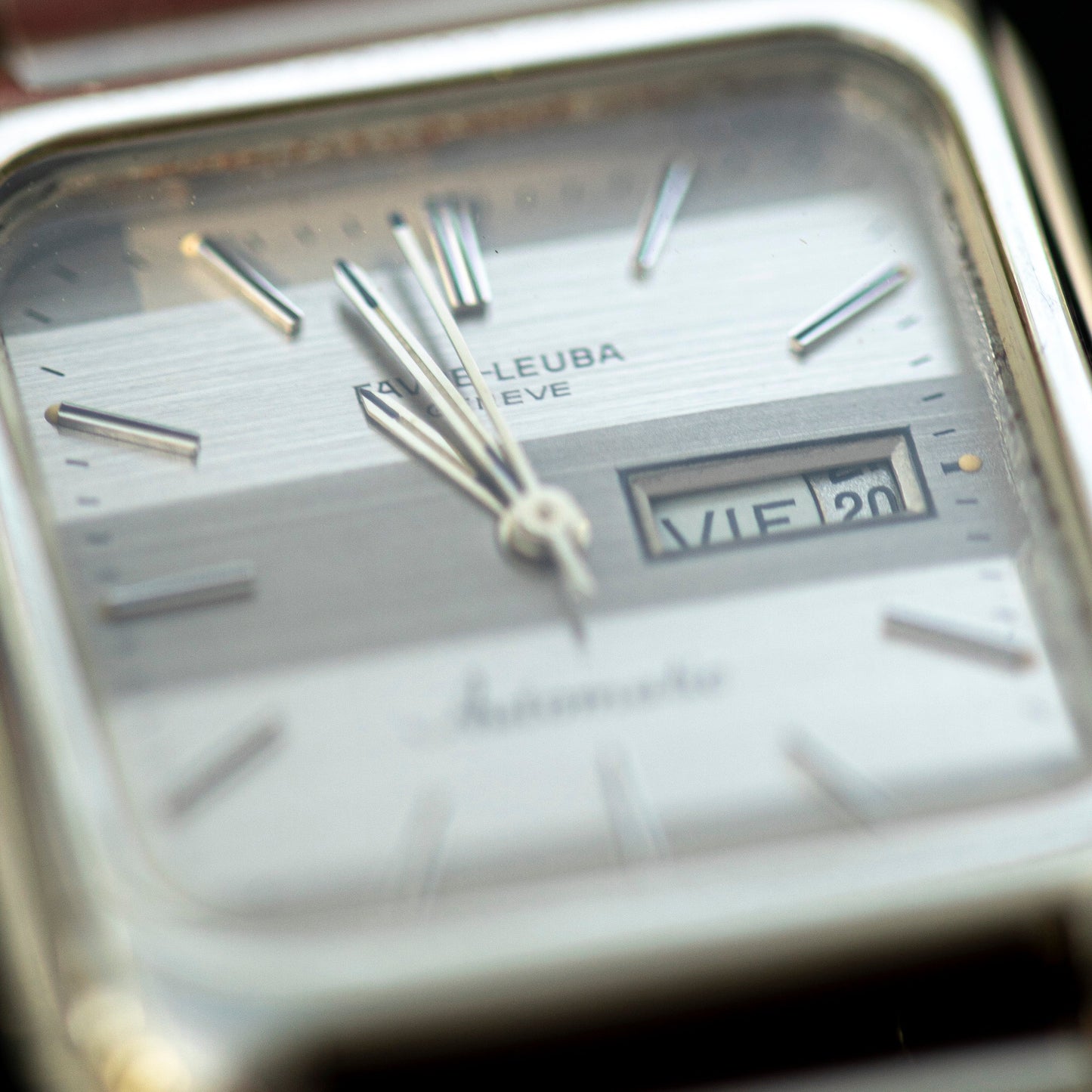 FAVRE-LEUBA STEEL SWISS AUTOMATIC PRELOVED WATCH