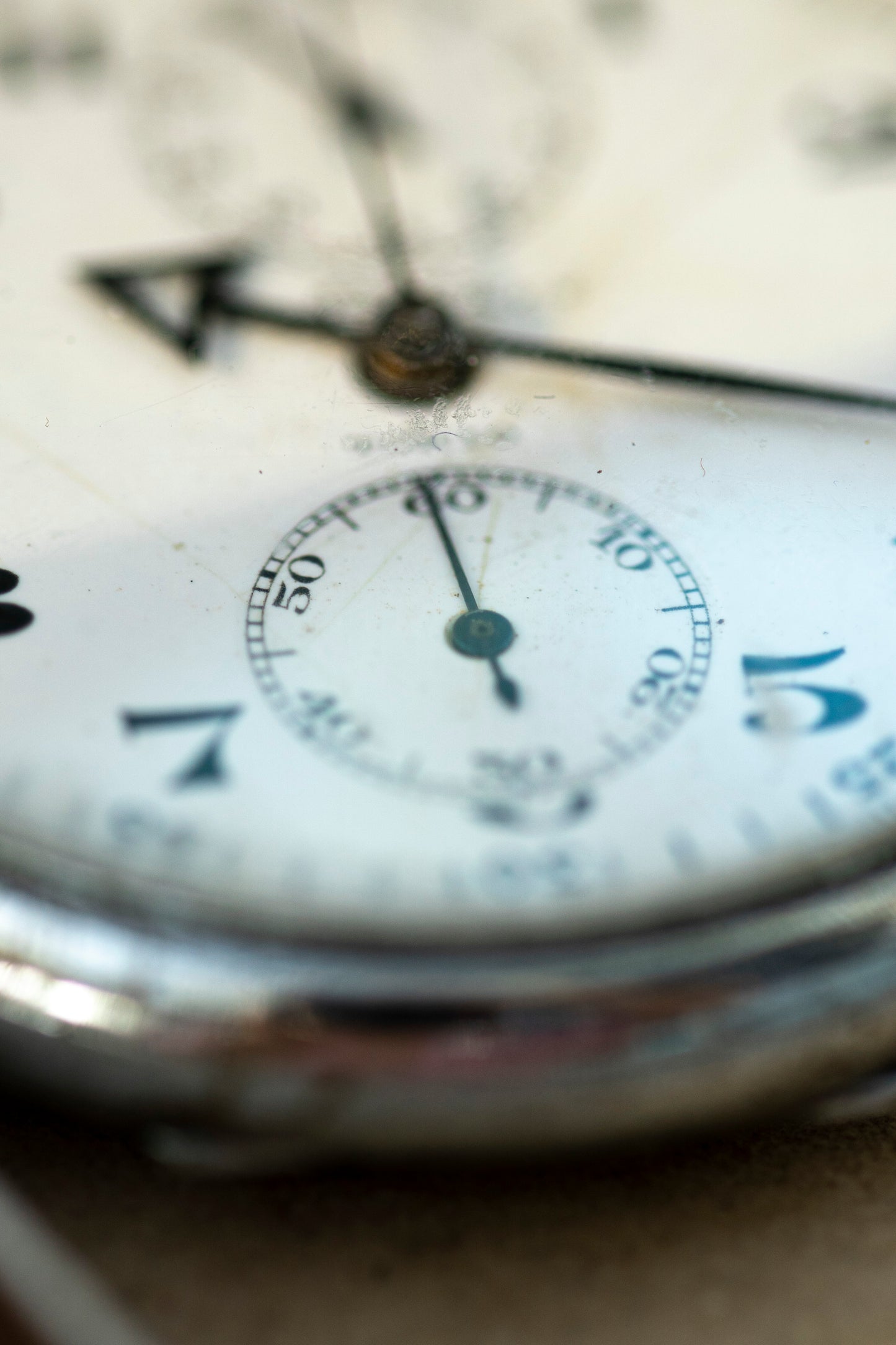 VINTAGE POCKET WATCH MANUAL SWISS PRELOVED WATCH