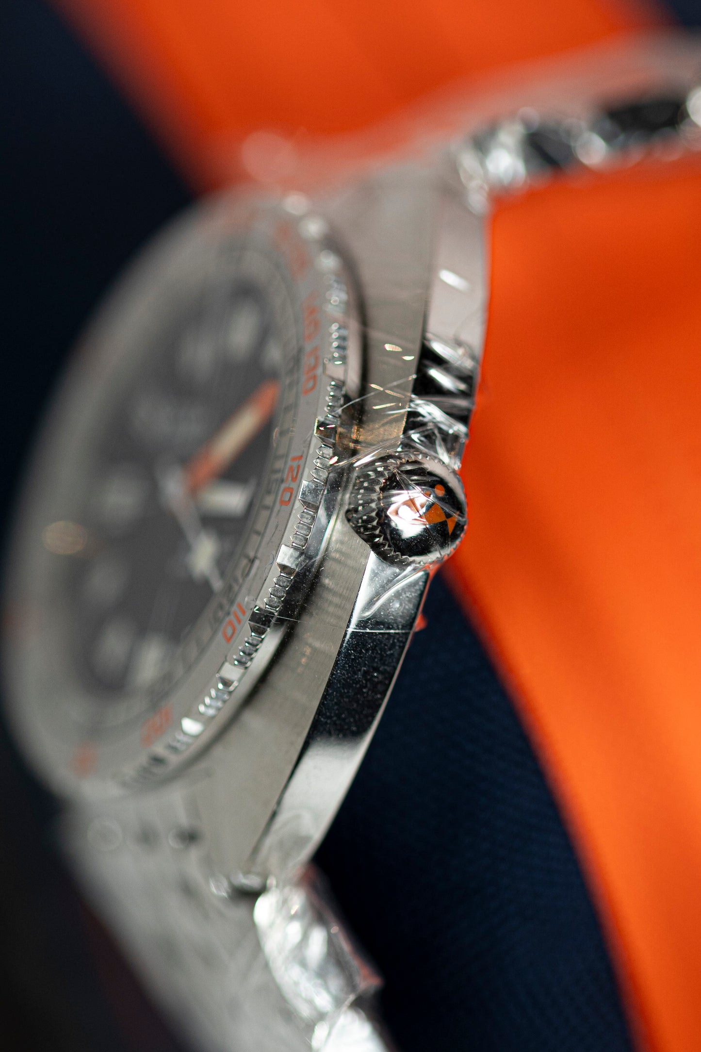 DOXA STEEL SWISS AUTOMATIC NEVER USED WATCH