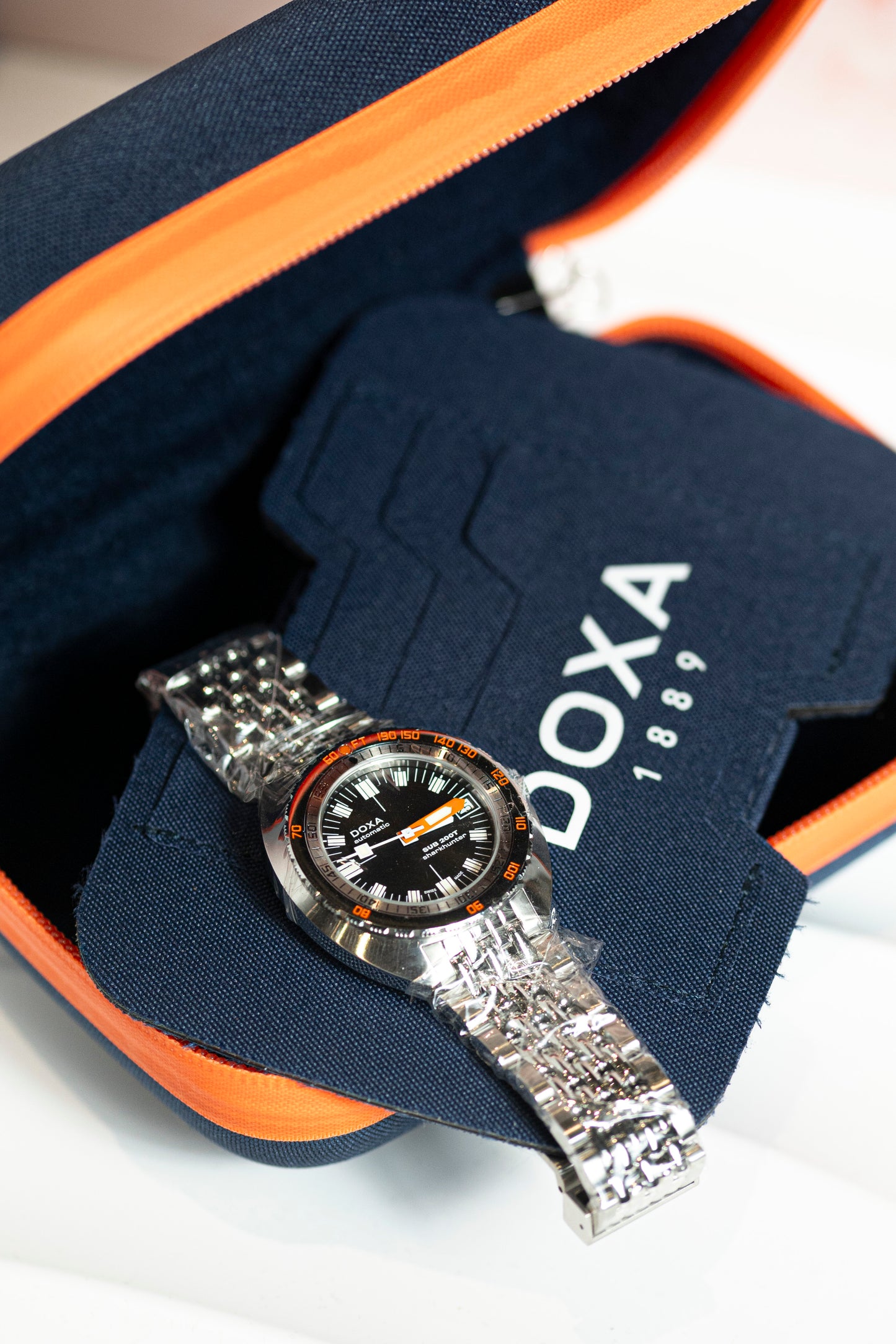 DOXA STEEL SWISS AUTOMATIC NEVER USED WATCH
