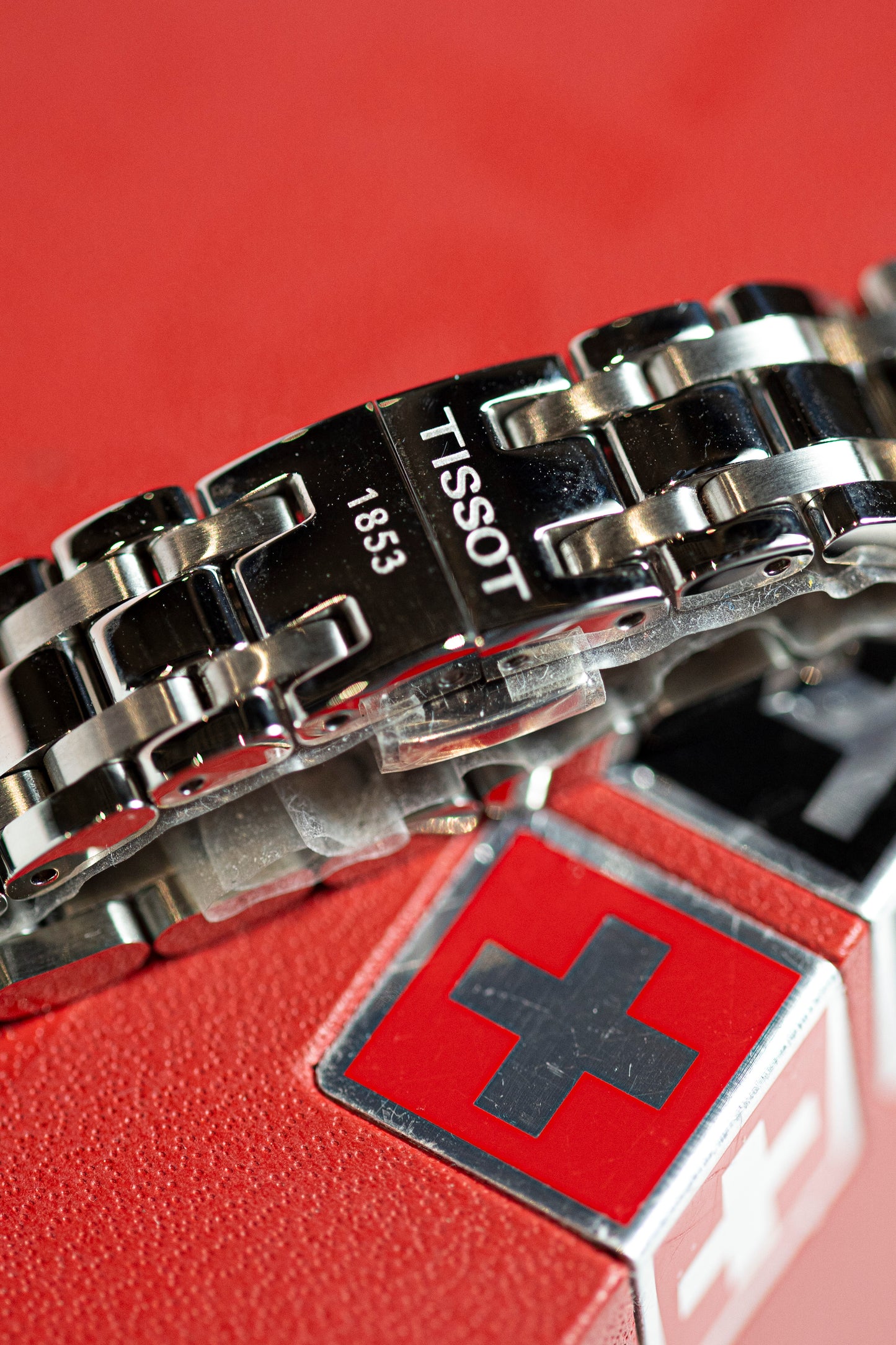 TISSOT LA LOCLE AUTOMATIC SWISS PRELOVED FULL SET WATCH