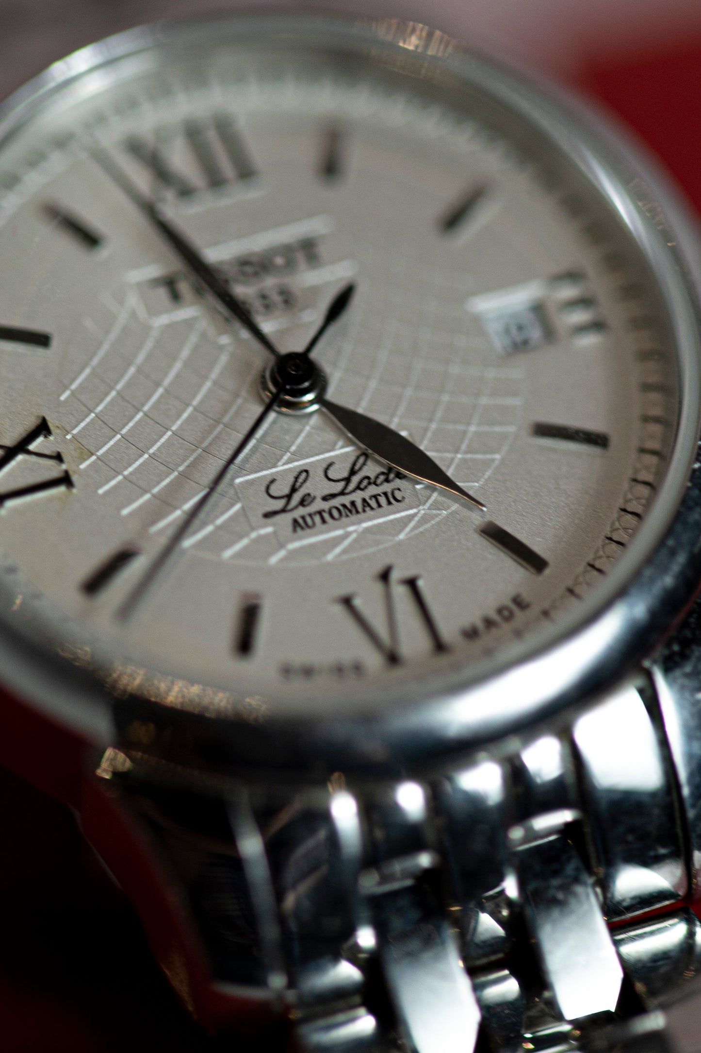TISSOT LA LOCLE AUTOMATIC SWISS PRELOVED FULL SET WATCH