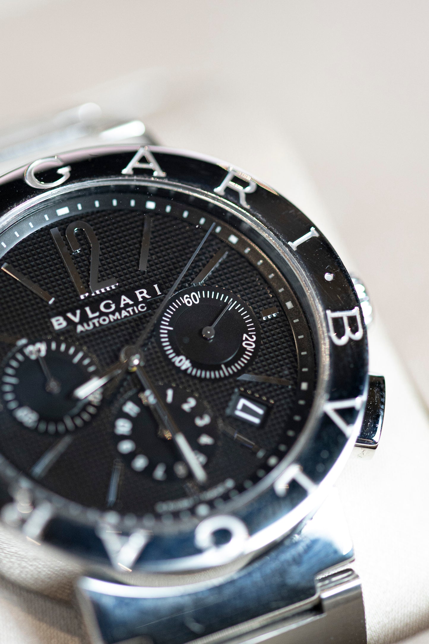 BVLGARI STEEL SWISS AUTOMATIC CHRONOGRAPH PRELOVED FULL SET WATCH