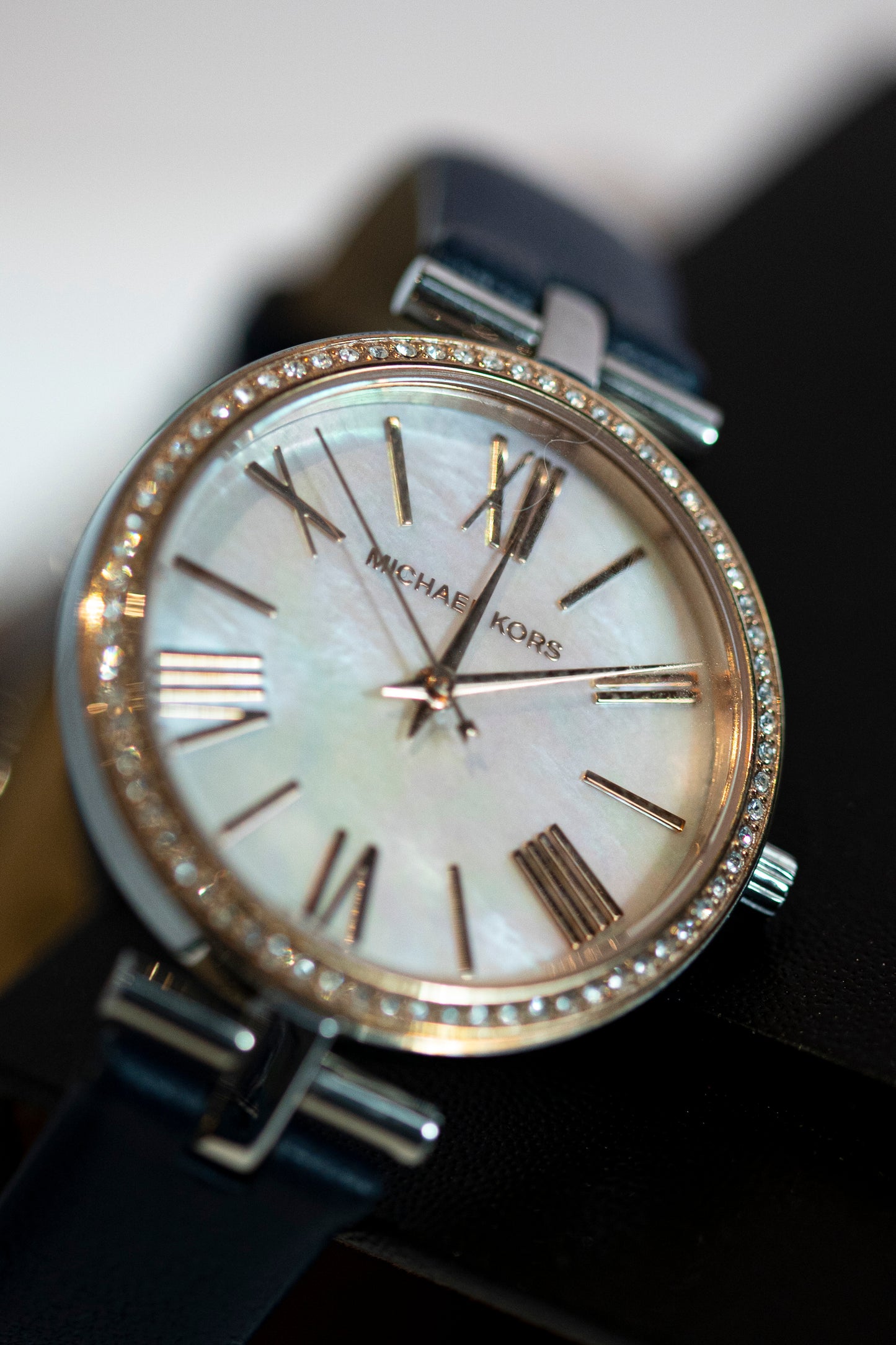 MICHAEL KORS ROSE GOLD STEEL QUARTZ PRELOVED WATCH JAPAN