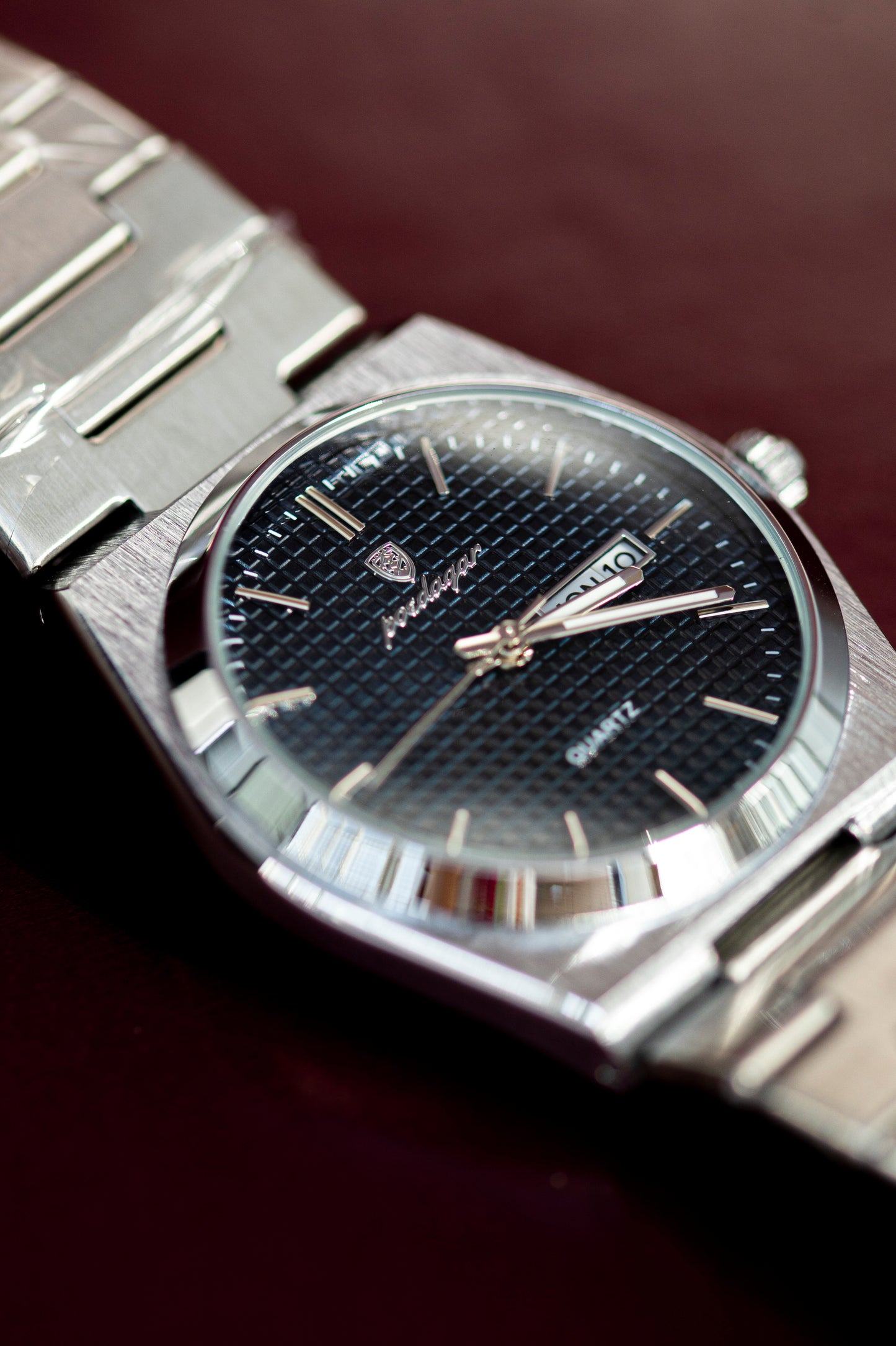WINNER STEEL QUARTZ FASHION WATCH CHINESE
