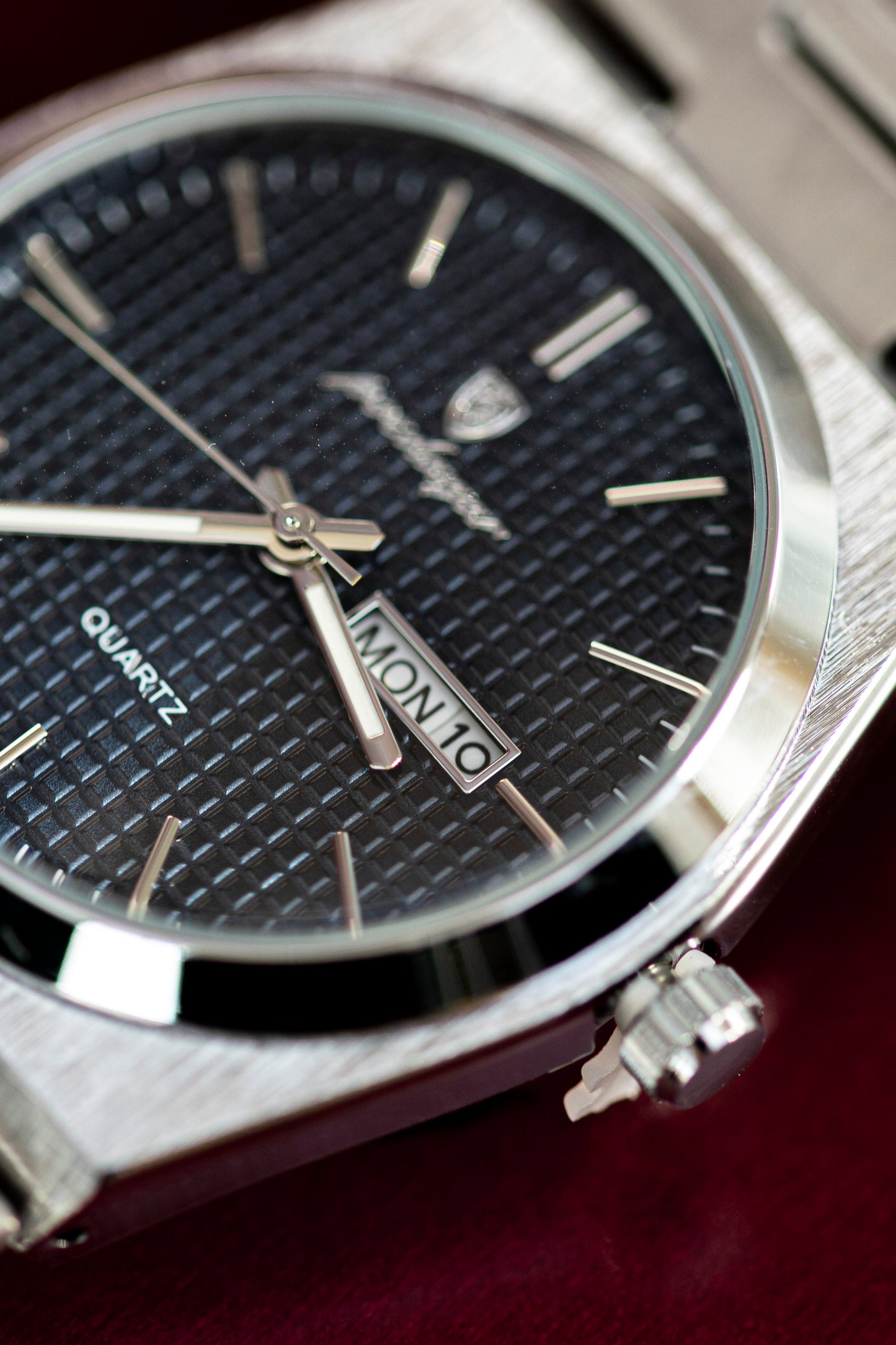 WINNER STEEL QUARTZ FASHION WATCH CHINESE