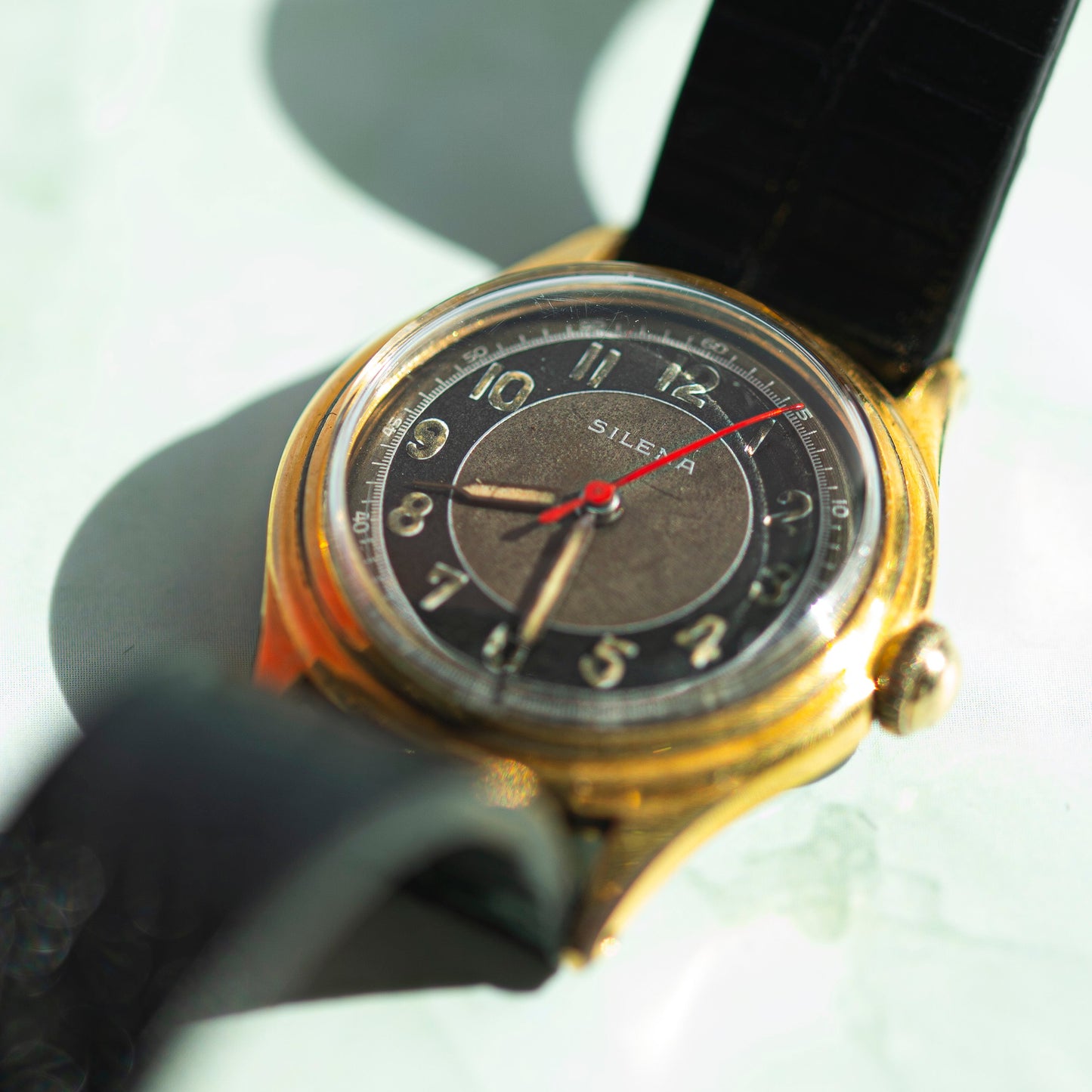 SILENA MILITARY DESIGN VINTAGE 1950s GOLD PLATED MANUAL WINDING SWISS PRELOVED WATCH