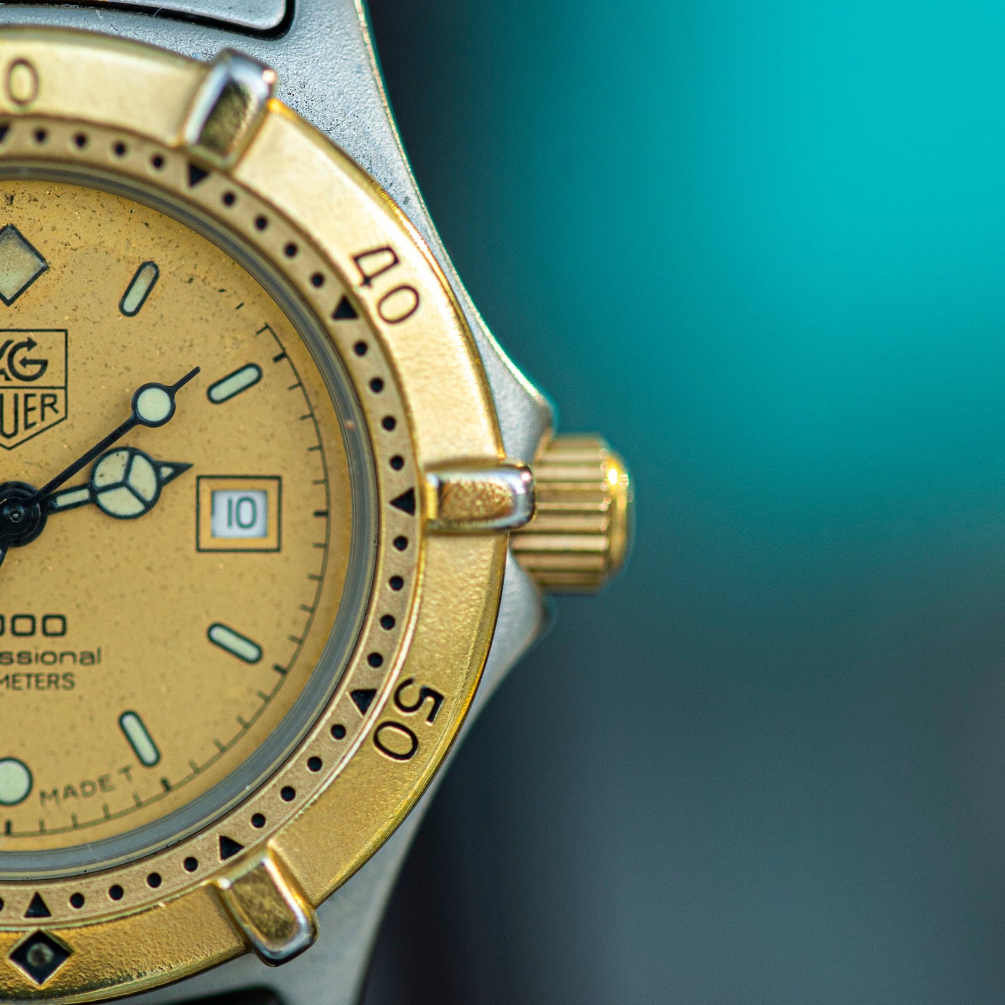 TAG HEUER 2000 PROFESSIONAL TWO TONE QUARTZ SWISS PRELOVED WATCH