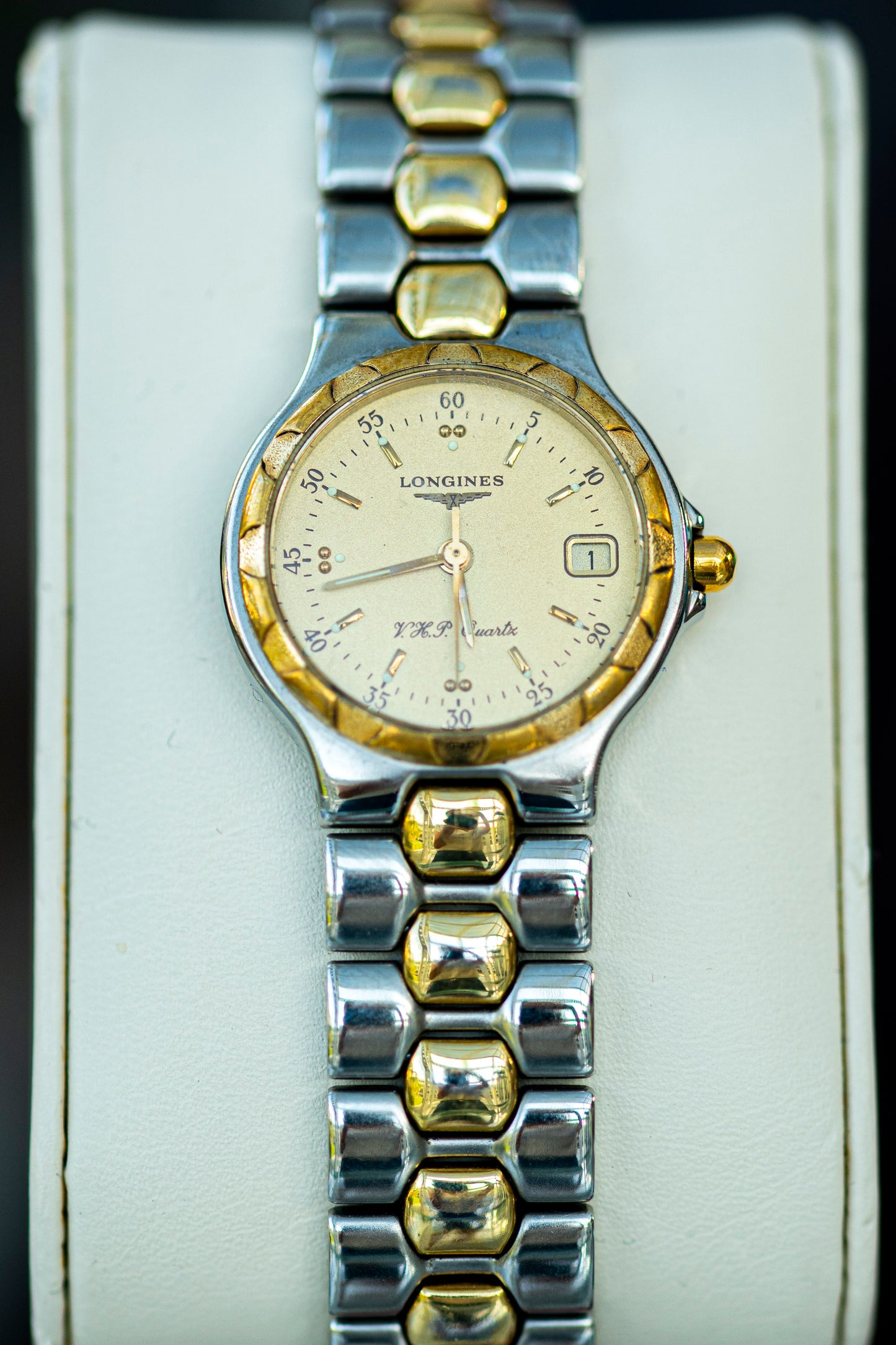 LONGINES CONQUEST TWO-TONE QUARTZ SWISS PRELOVED WATCH