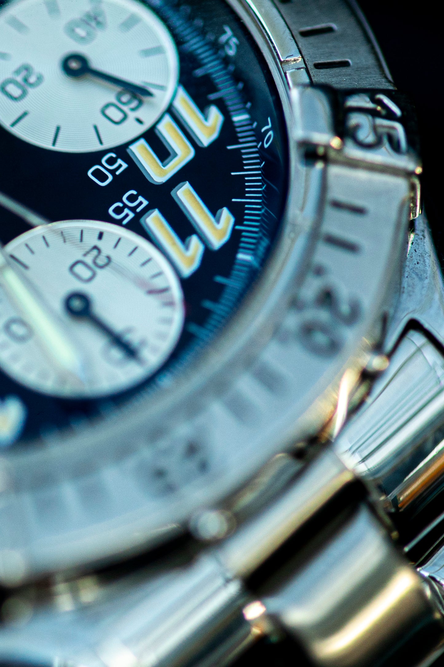 BREITLING COLT AUTOMATIC CHRONOGRAPH PRELOVED SWISS WATCH