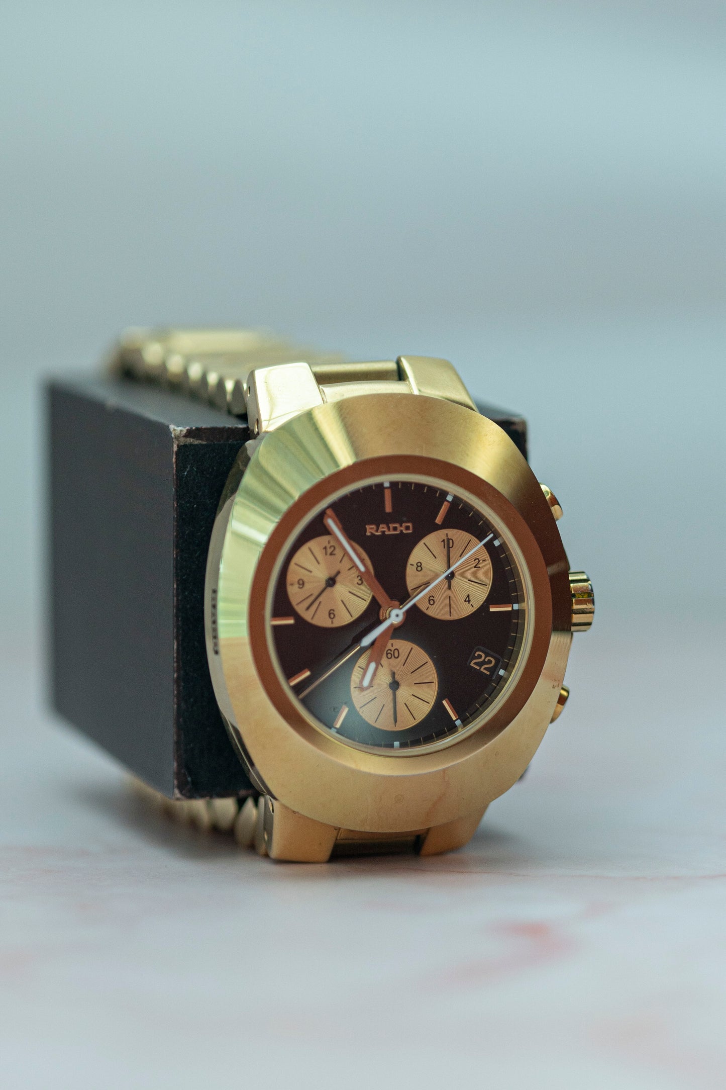 RADO D-STAR CHRONOGRAPH GOLD-TONE BLACK DIAL SWISS QUARTZ PRELOVED WATCH
