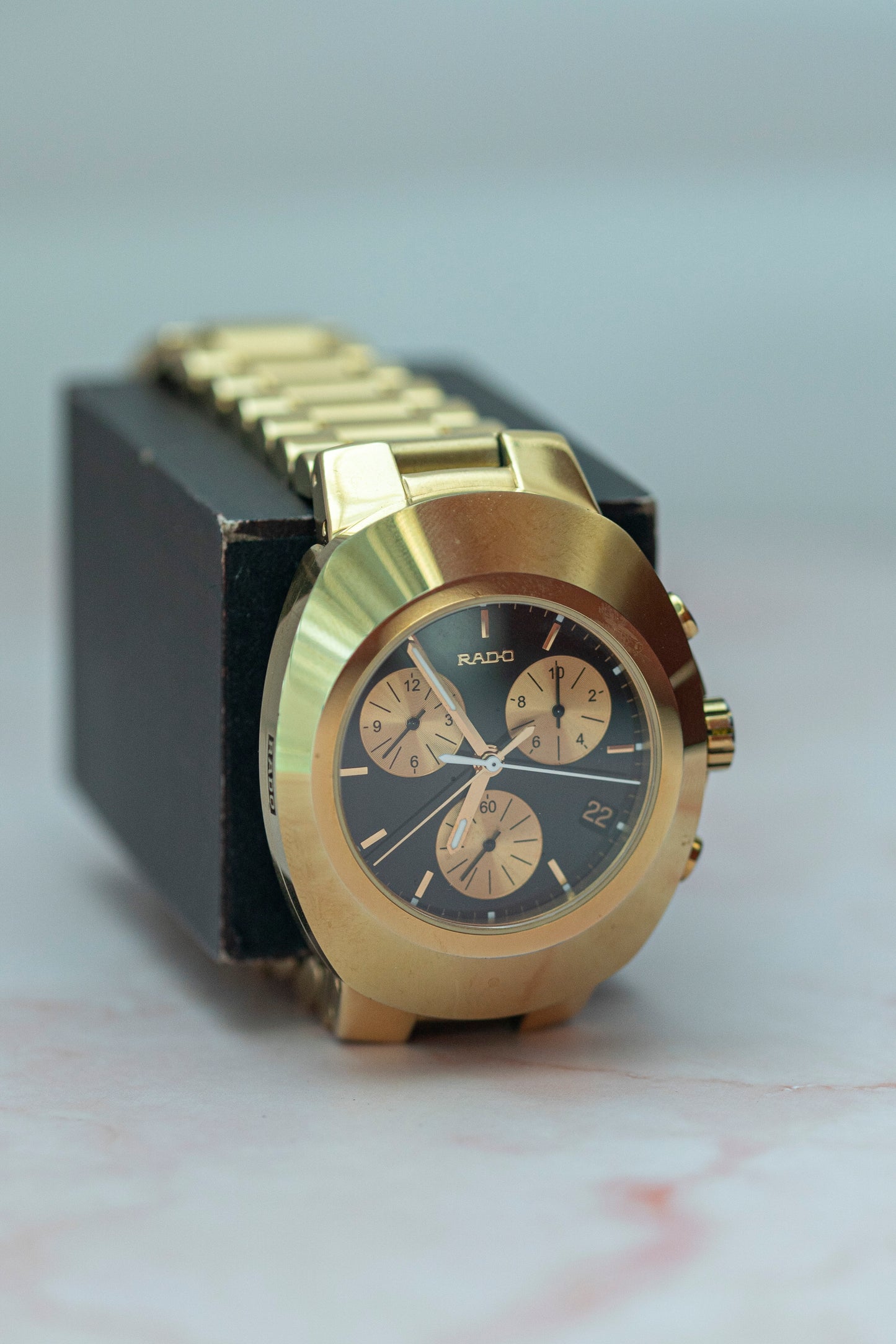 RADO D-STAR CHRONOGRAPH GOLD-TONE BLACK DIAL SWISS QUARTZ PRELOVED WATCH
