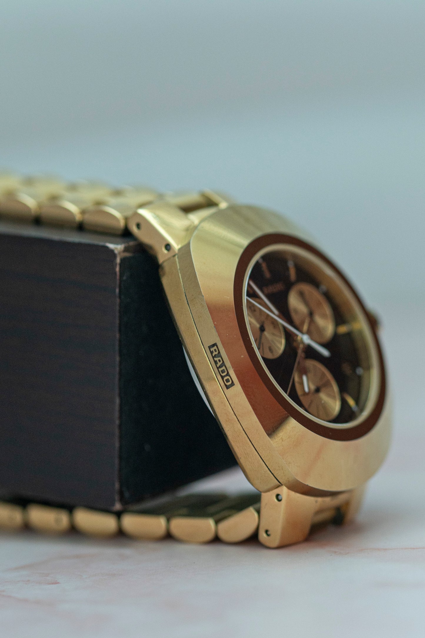 RADO D-STAR CHRONOGRAPH GOLD-TONE BLACK DIAL SWISS QUARTZ PRELOVED WATCH