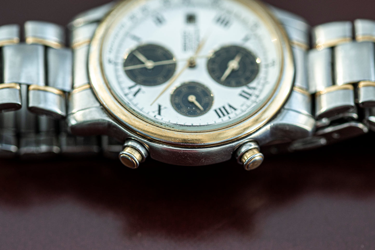SEIKO CHRONOGRAPH ALARM TWO-TONE WHITE ROMAN DIAL QUARTZ PRELOVED WATCH
