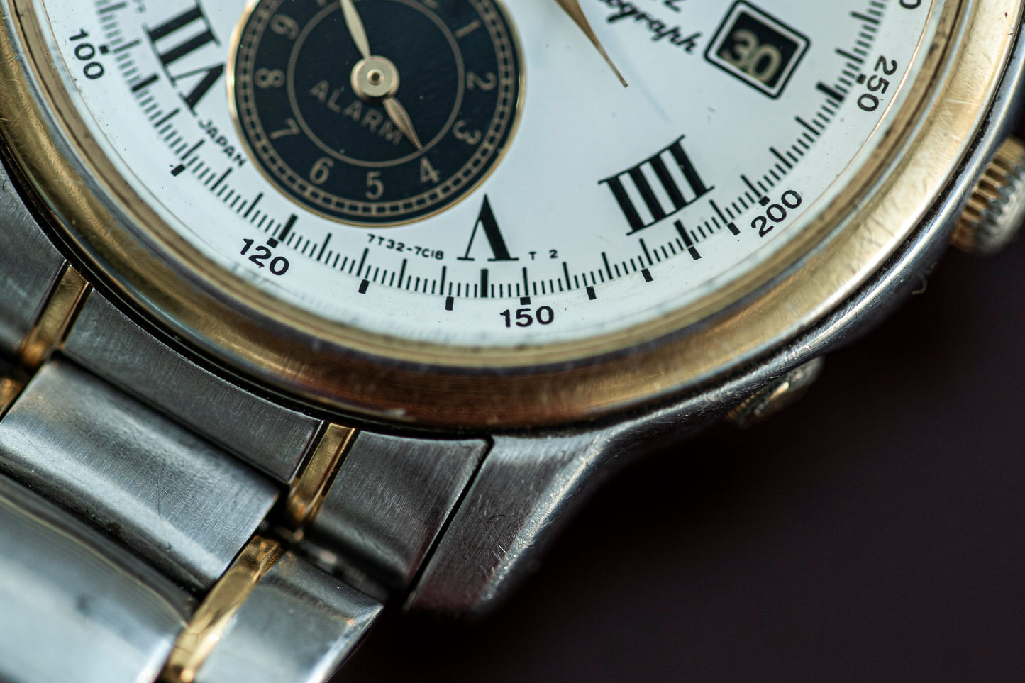 SEIKO CHRONOGRAPH ALARM TWO-TONE WHITE ROMAN DIAL QUARTZ PRELOVED WATCH